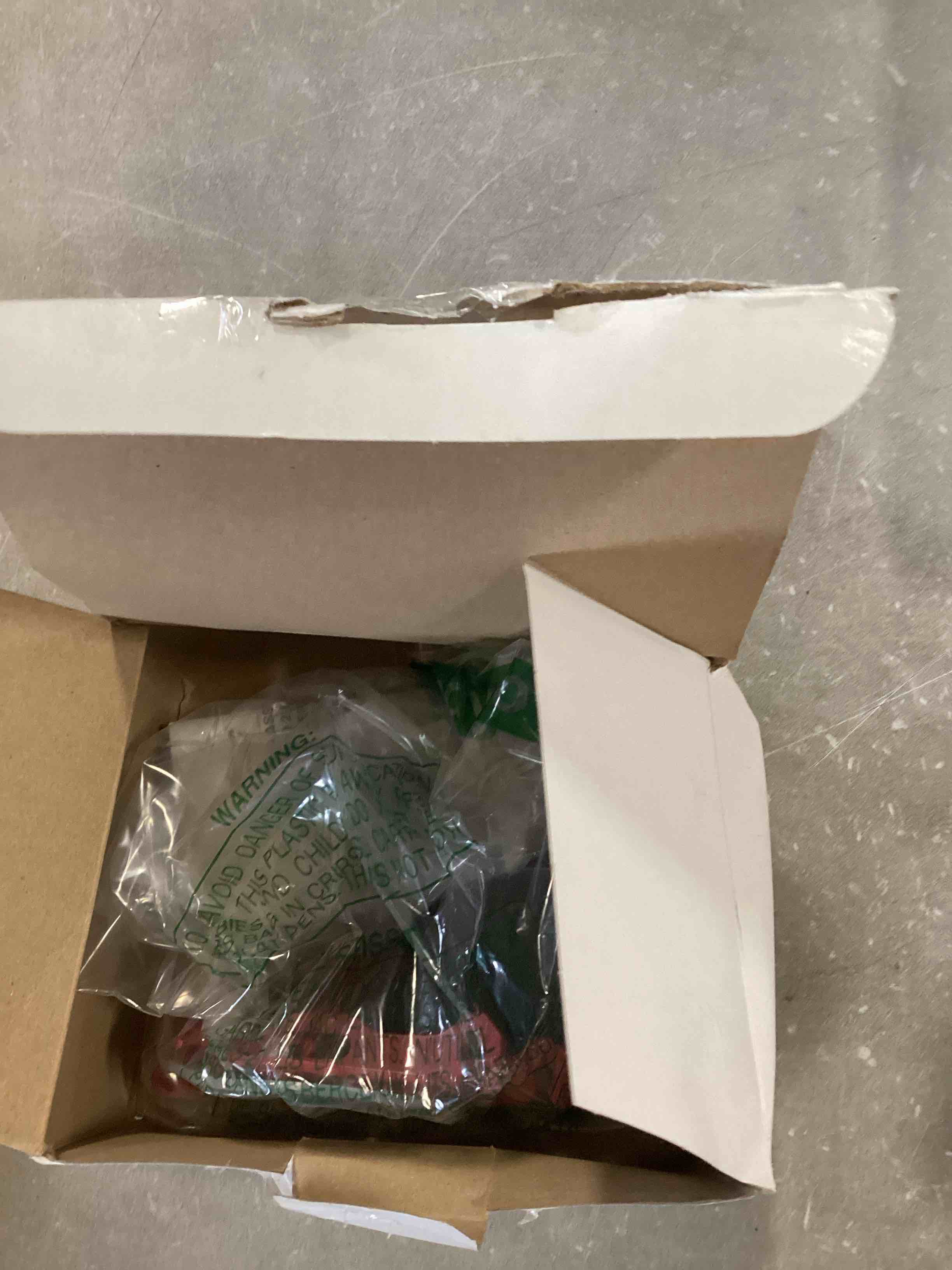 https://s3.amazonaws.com/lotting-images-prod/bidfta/ORG5003362_1721675944175.jpeg