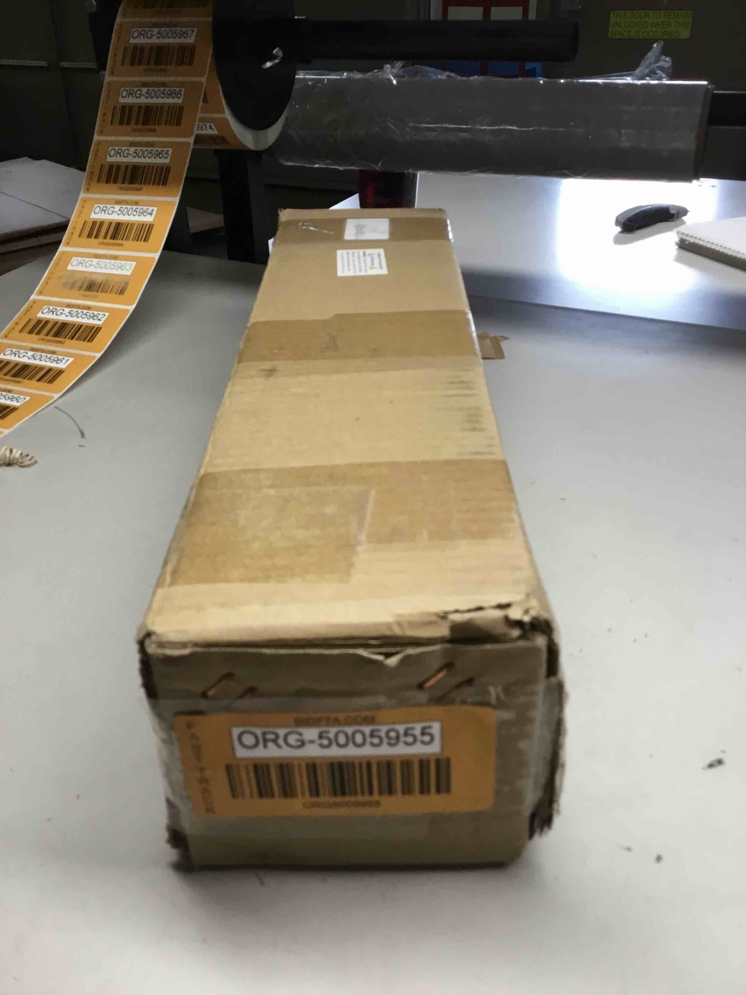 https://s3.amazonaws.com/lotting-images-prod/bidfta/ORG5005955_1711387019034.jpeg