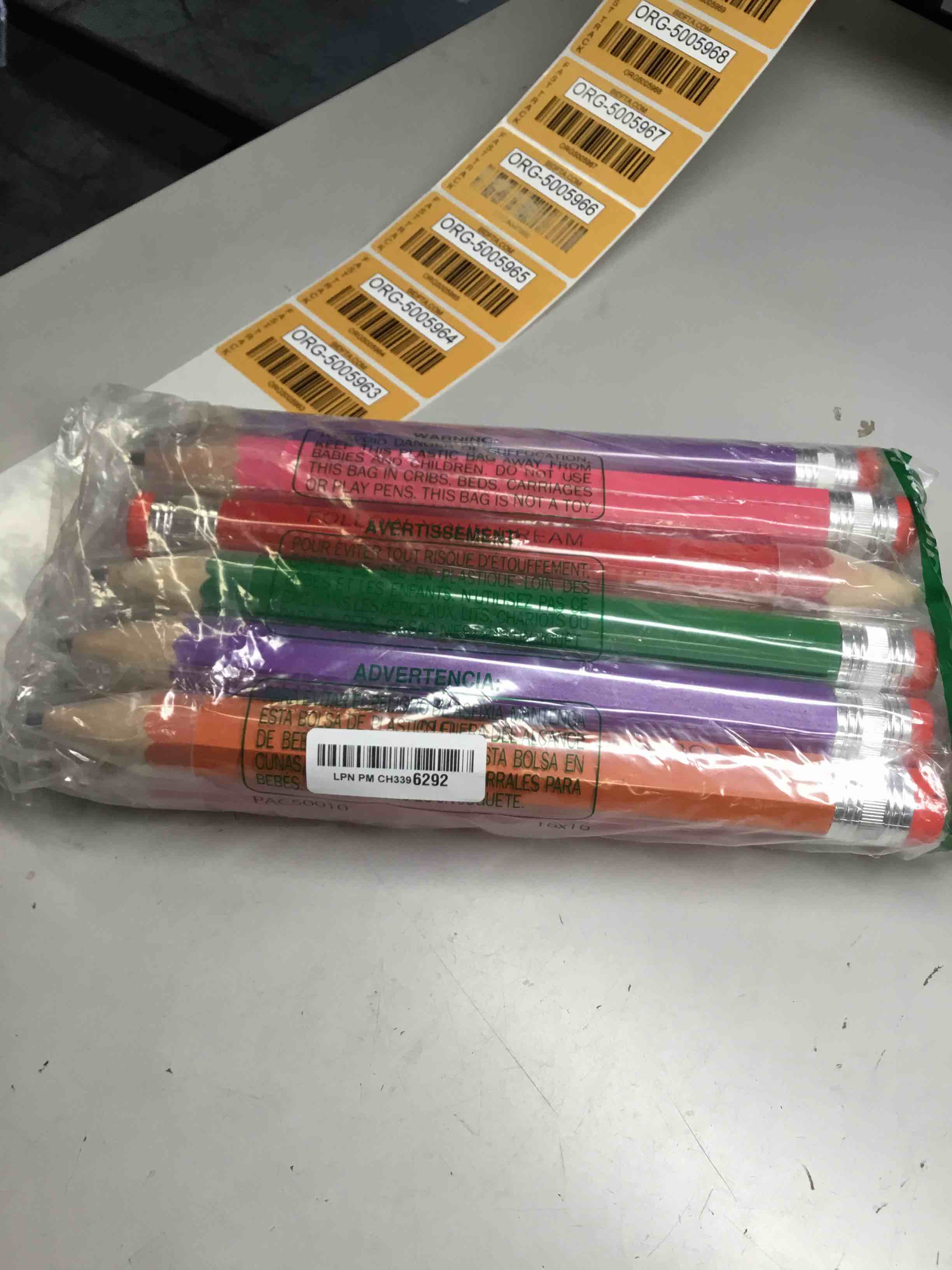 https://s3.amazonaws.com/lotting-images-prod/bidfta/ORG5005963_1711388431723.jpeg