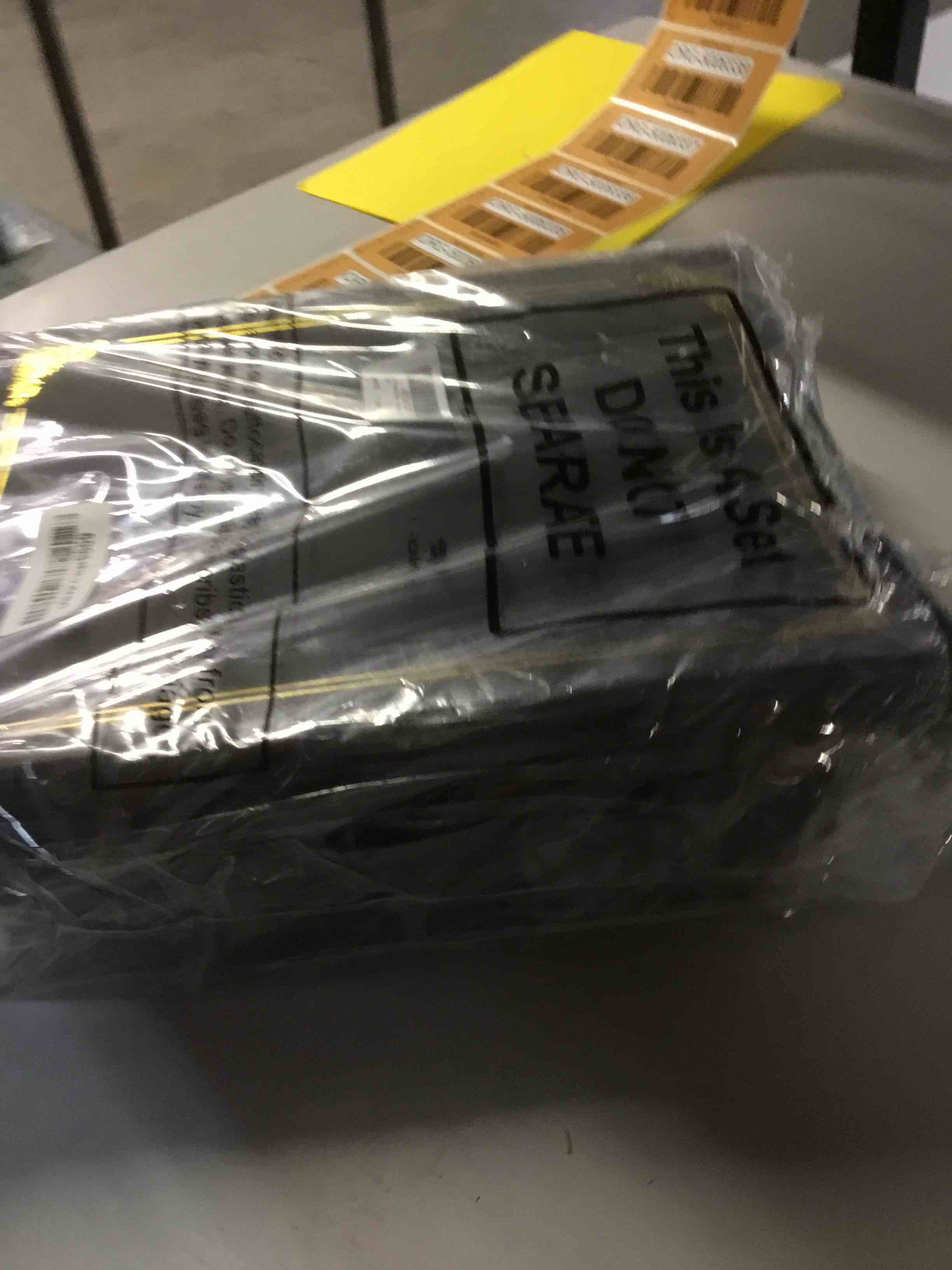 https://s3.amazonaws.com/lotting-images-prod/bidfta/ORG5006327_1712066820603.jpeg