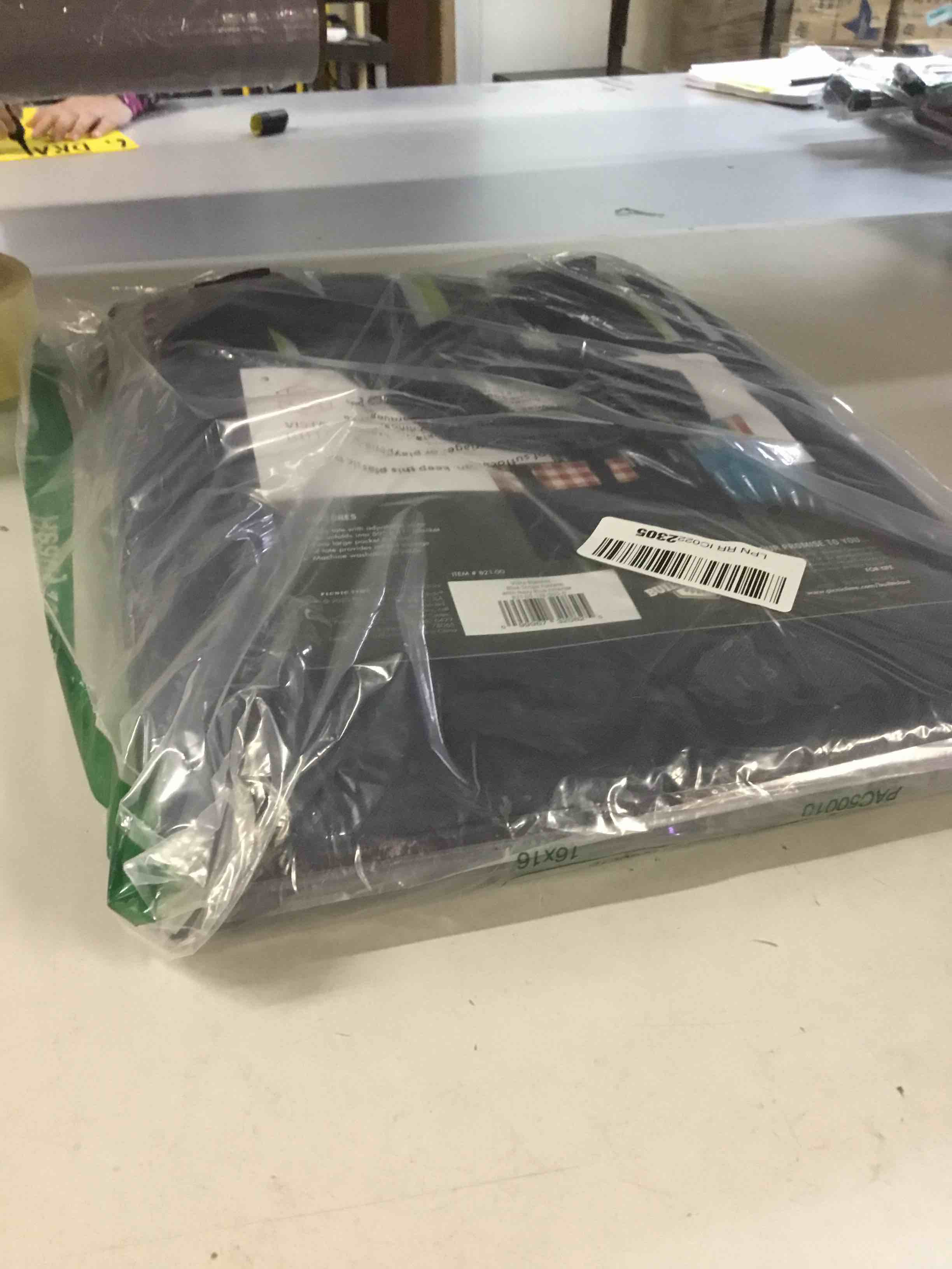 https://s3.amazonaws.com/lotting-images-prod/bidfta/ORG5006328_1712066888695.jpeg