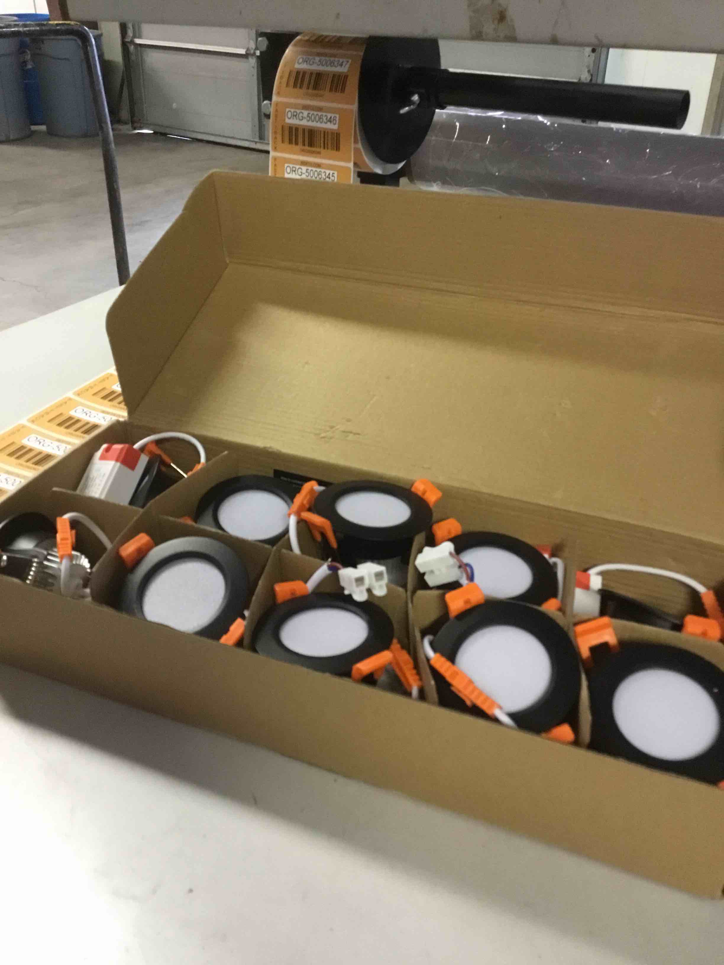 https://s3.amazonaws.com/lotting-images-prod/bidfta/ORG5006334_1712067687881.jpeg
