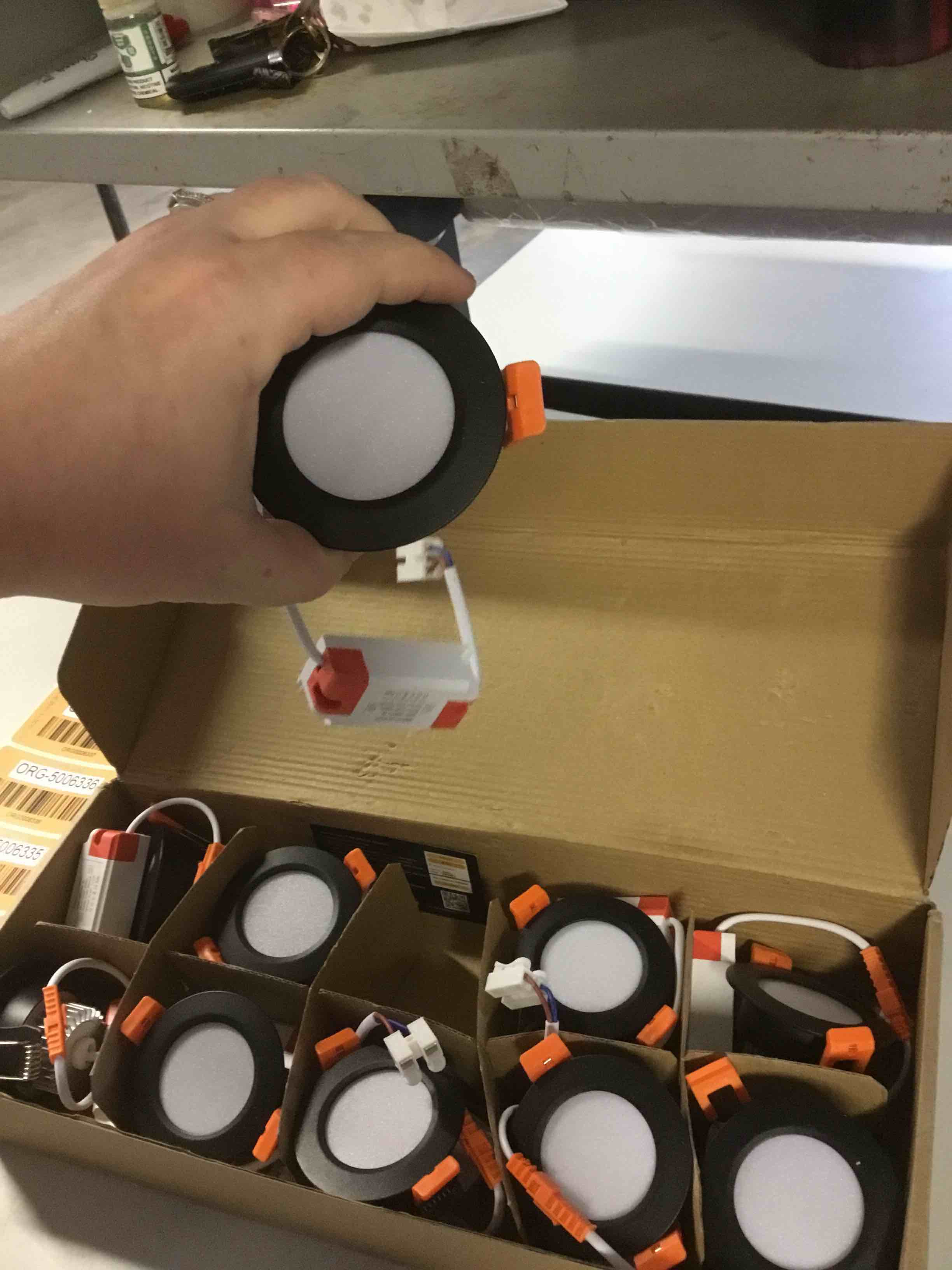 https://s3.amazonaws.com/lotting-images-prod/bidfta/ORG5006334_1712067693559.jpeg
