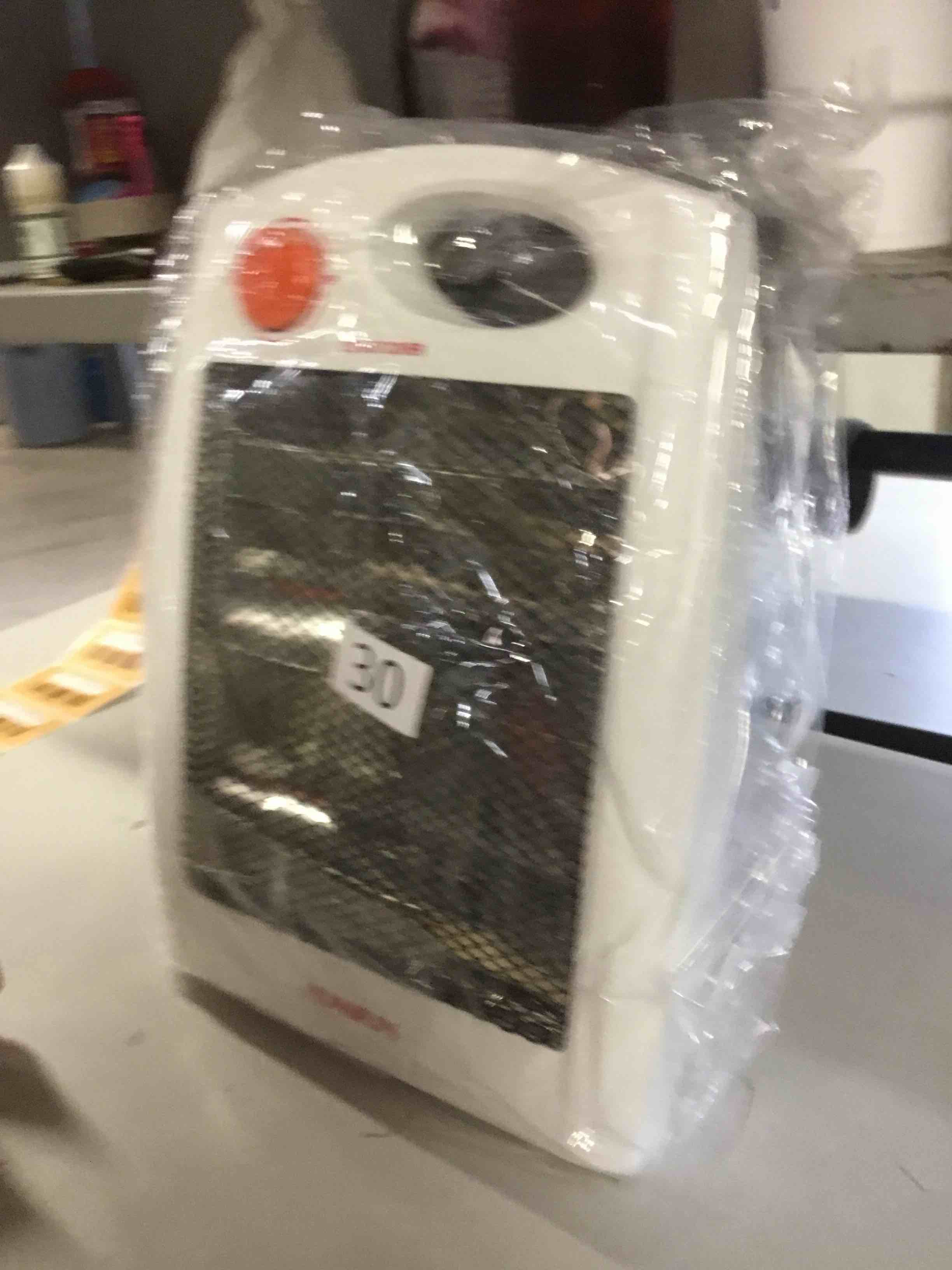 https://s3.amazonaws.com/lotting-images-prod/bidfta/ORG5006336_1712068032287.jpeg