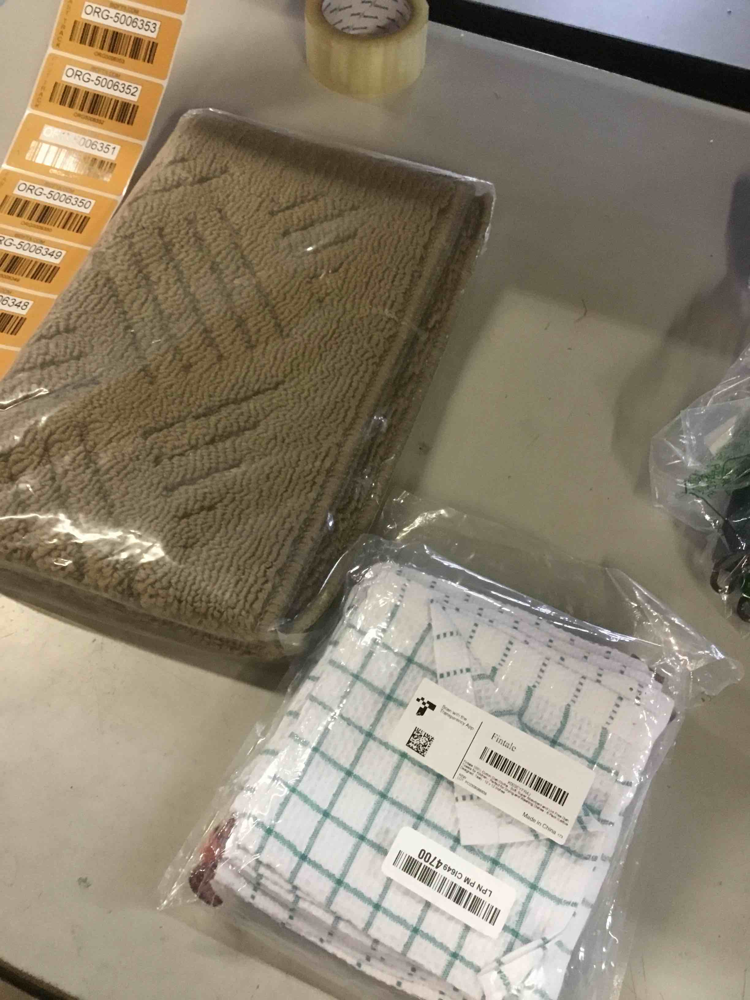https://s3.amazonaws.com/lotting-images-prod/bidfta/ORG5006345_1712069570791.jpeg