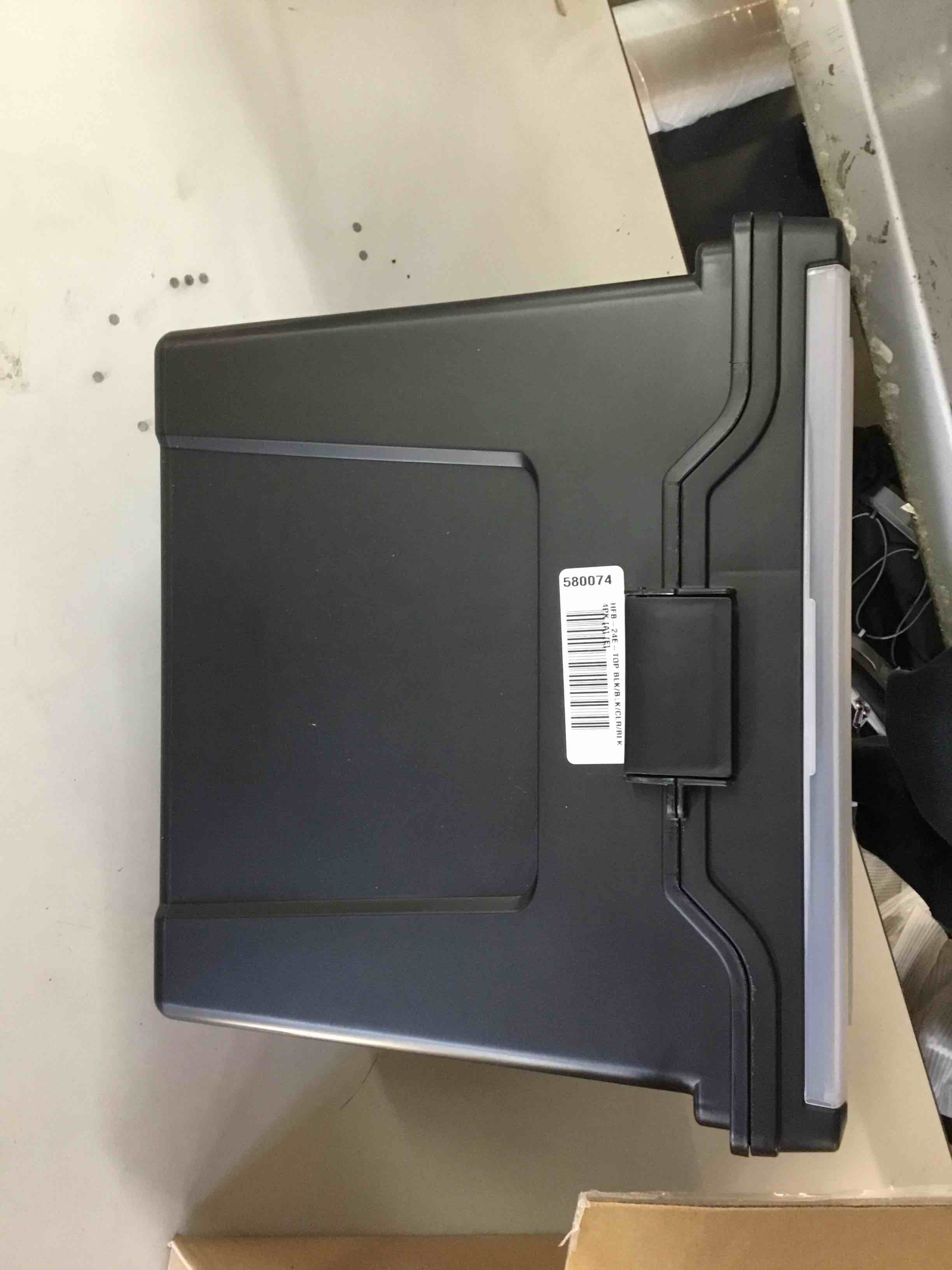 https://s3.amazonaws.com/lotting-images-prod/bidfta/ORG5007941_1708525671630.jpeg