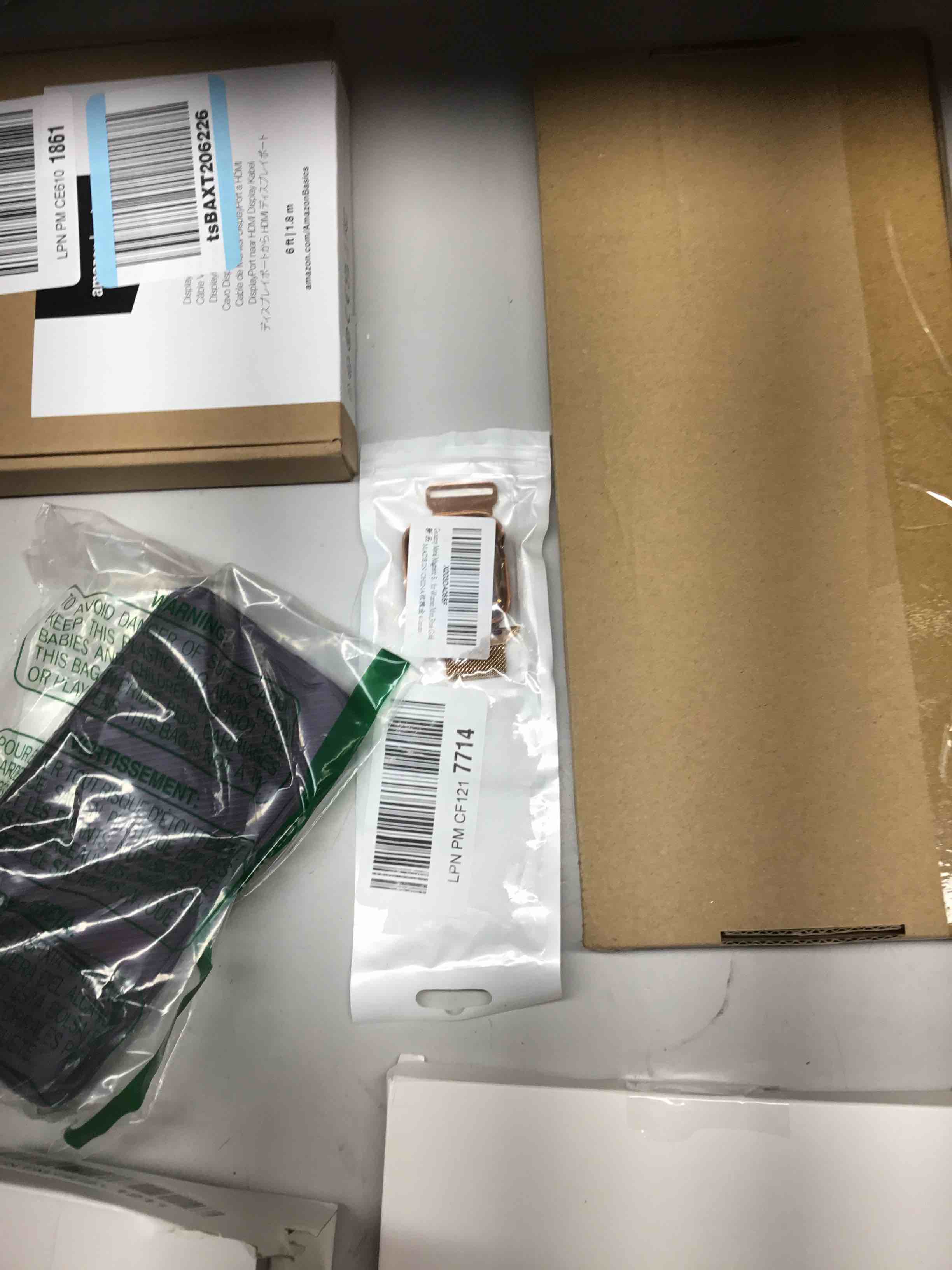 https://s3.amazonaws.com/lotting-images-prod/bidfta/ORG5008147_1709836632671.jpeg