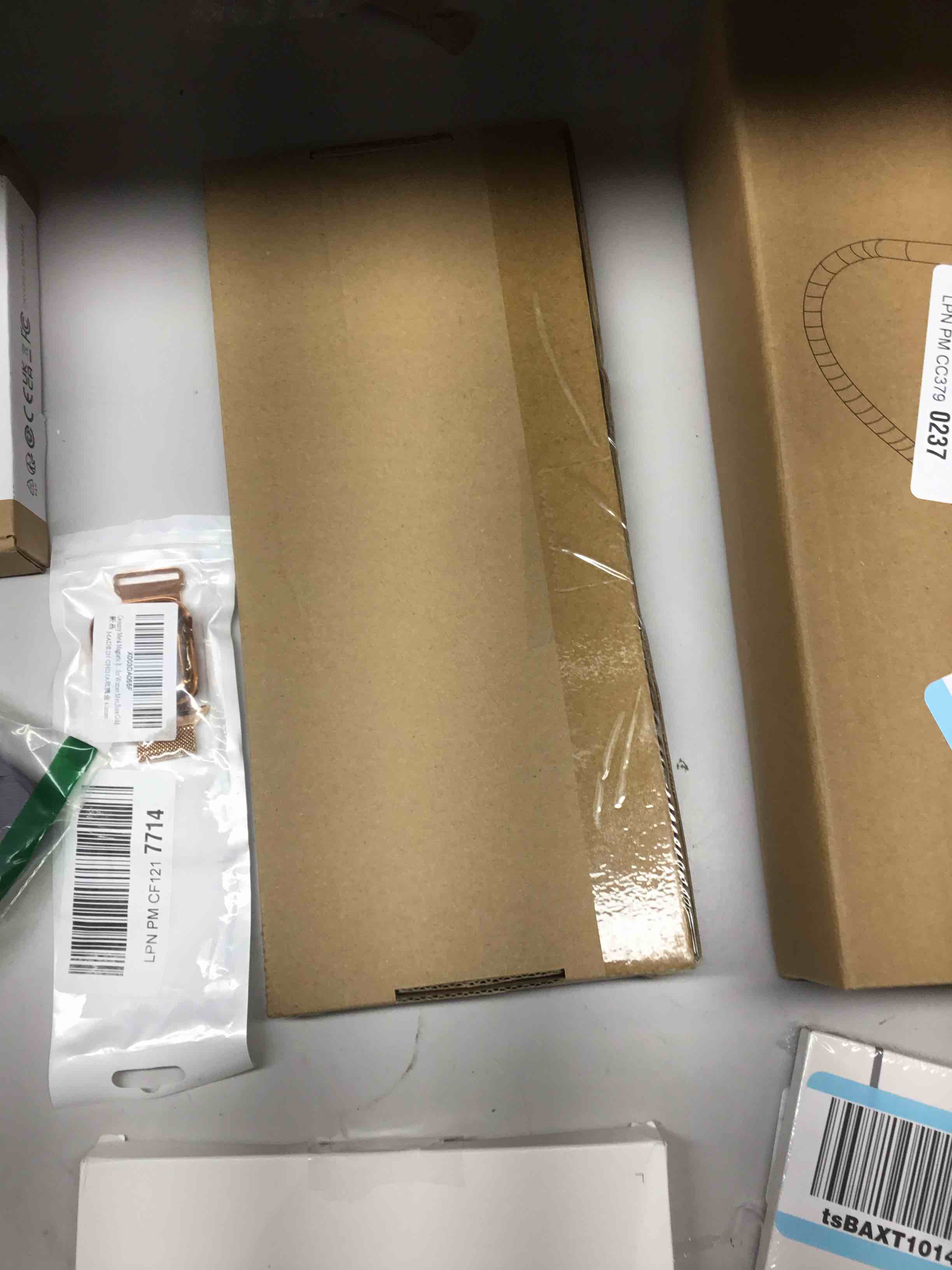 https://s3.amazonaws.com/lotting-images-prod/bidfta/ORG5008147_1709836633743.jpeg