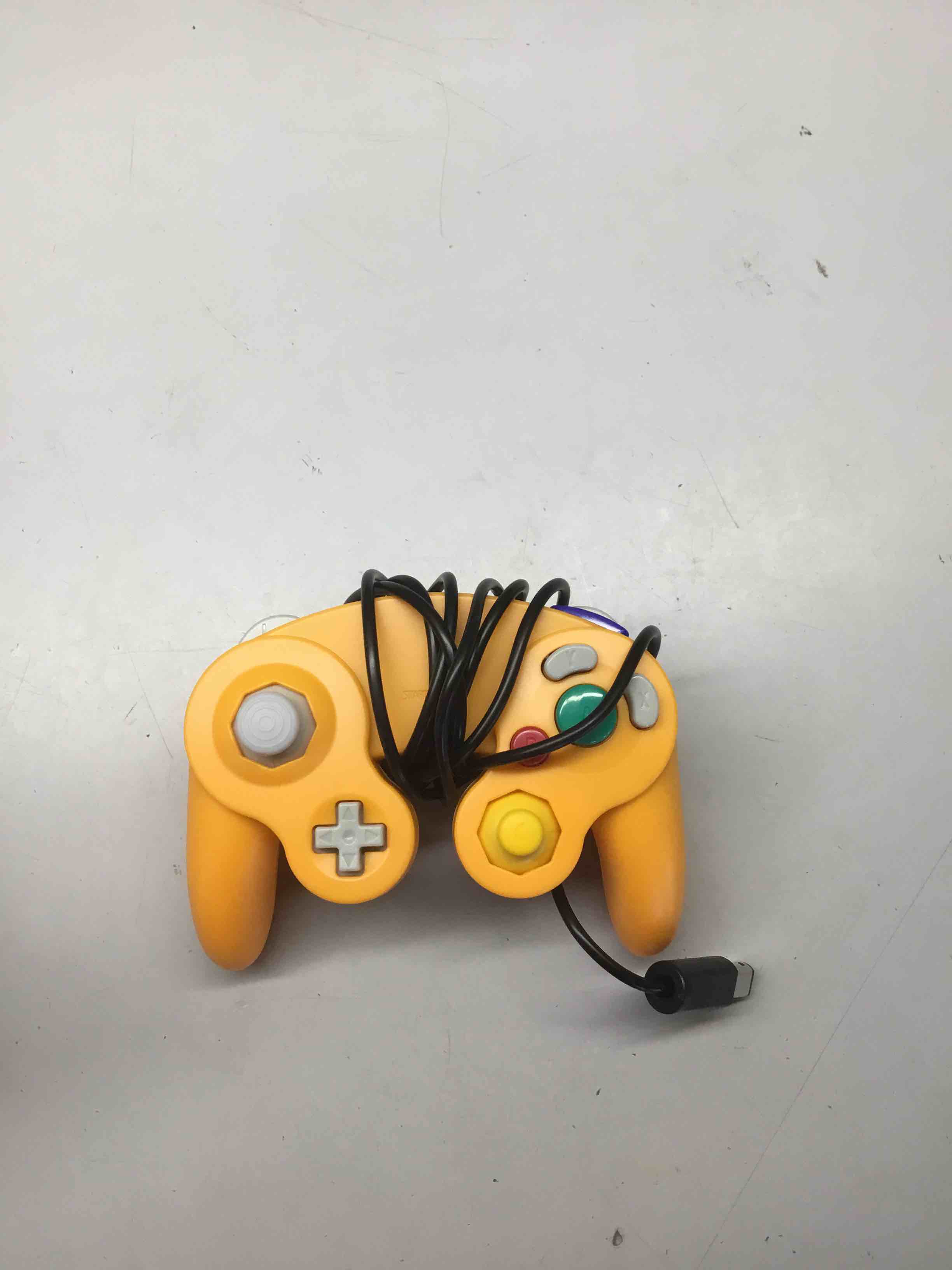 https://s3.amazonaws.com/lotting-images-prod/bidfta/ORG5008311_1710856252806.jpeg