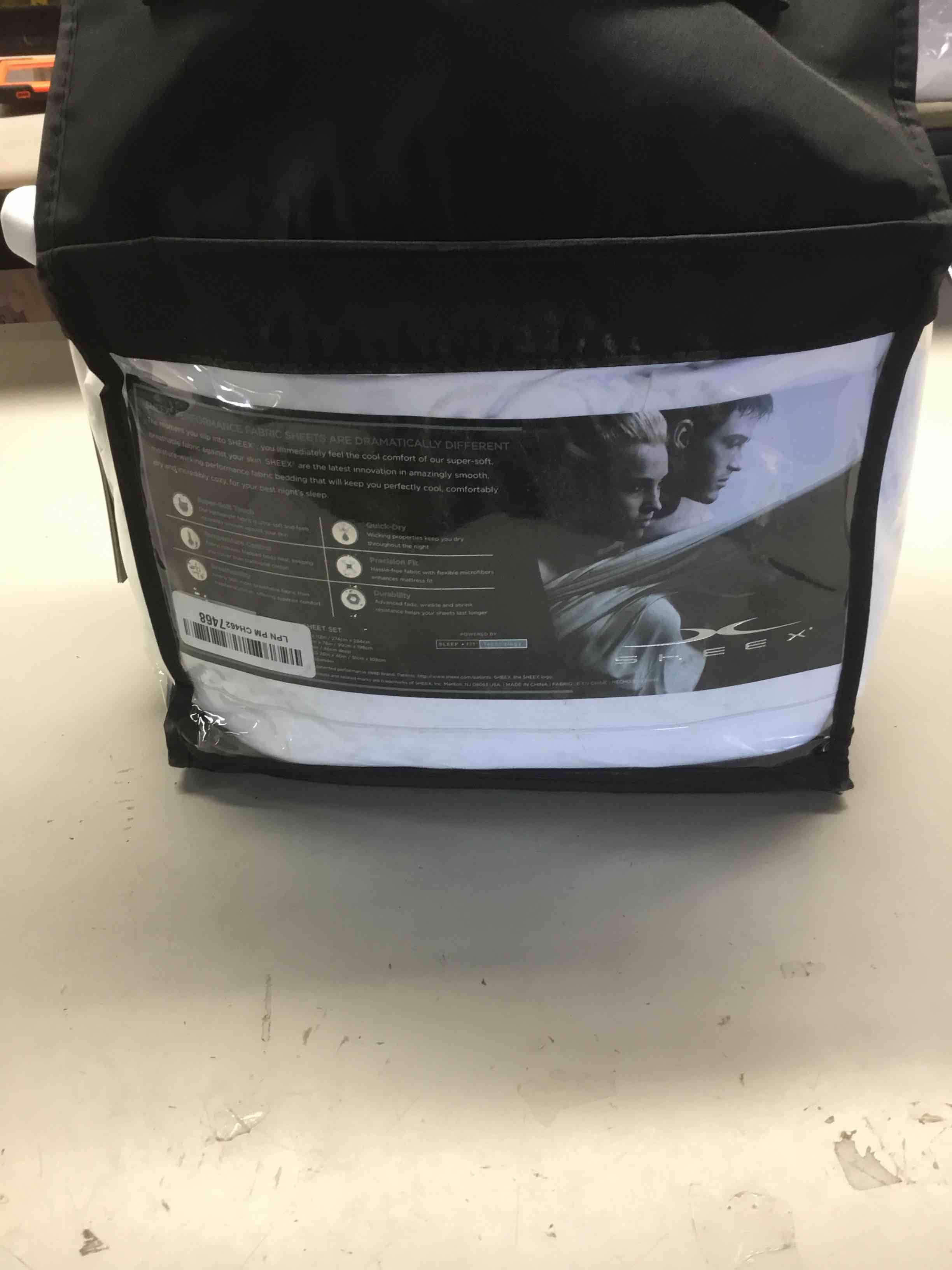 https://s3.amazonaws.com/lotting-images-prod/bidfta/ORG5008342_1710868652756.jpeg