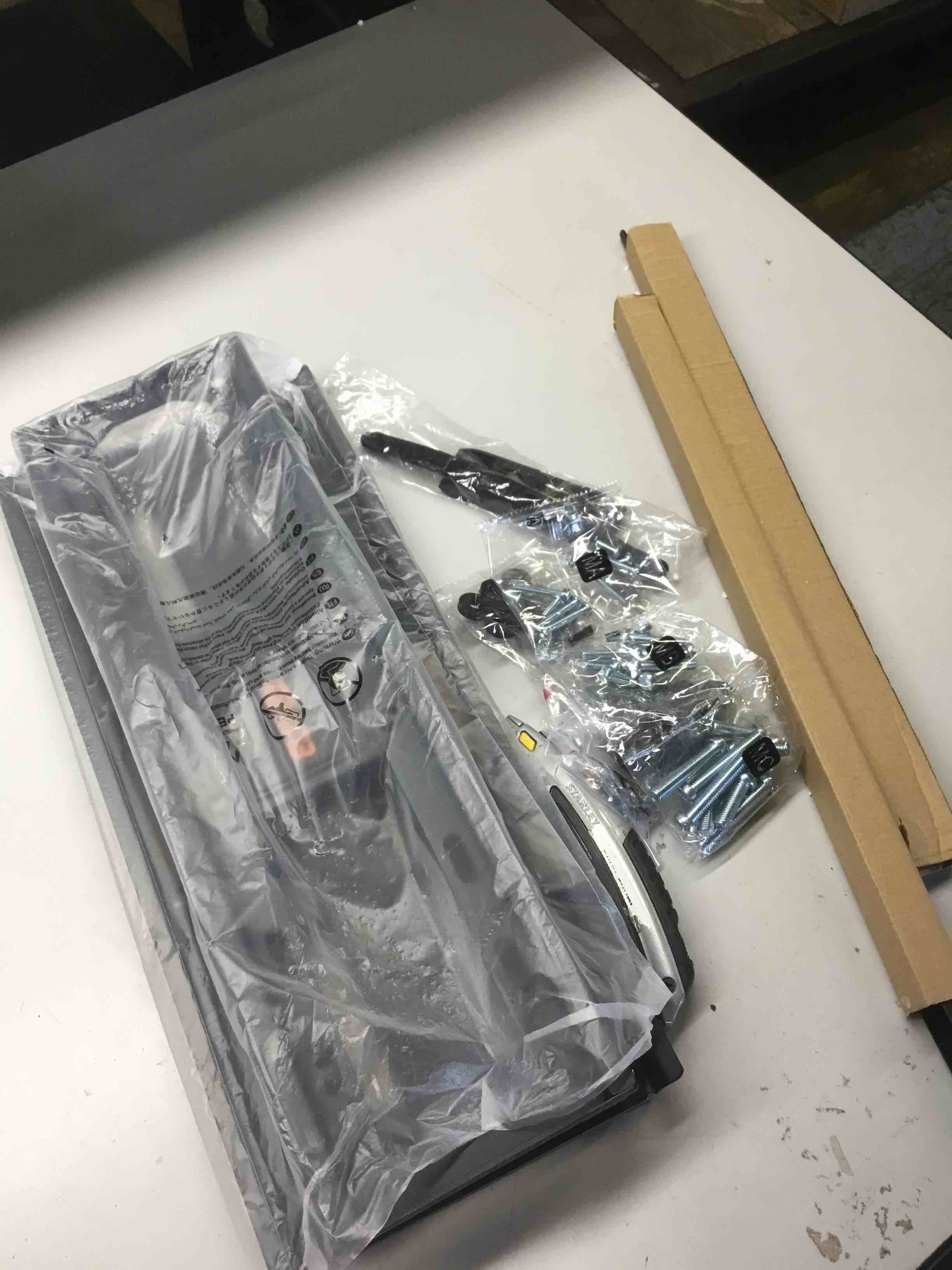 https://s3.amazonaws.com/lotting-images-prod/bidfta/ORG5008351_1710871171488.jpeg