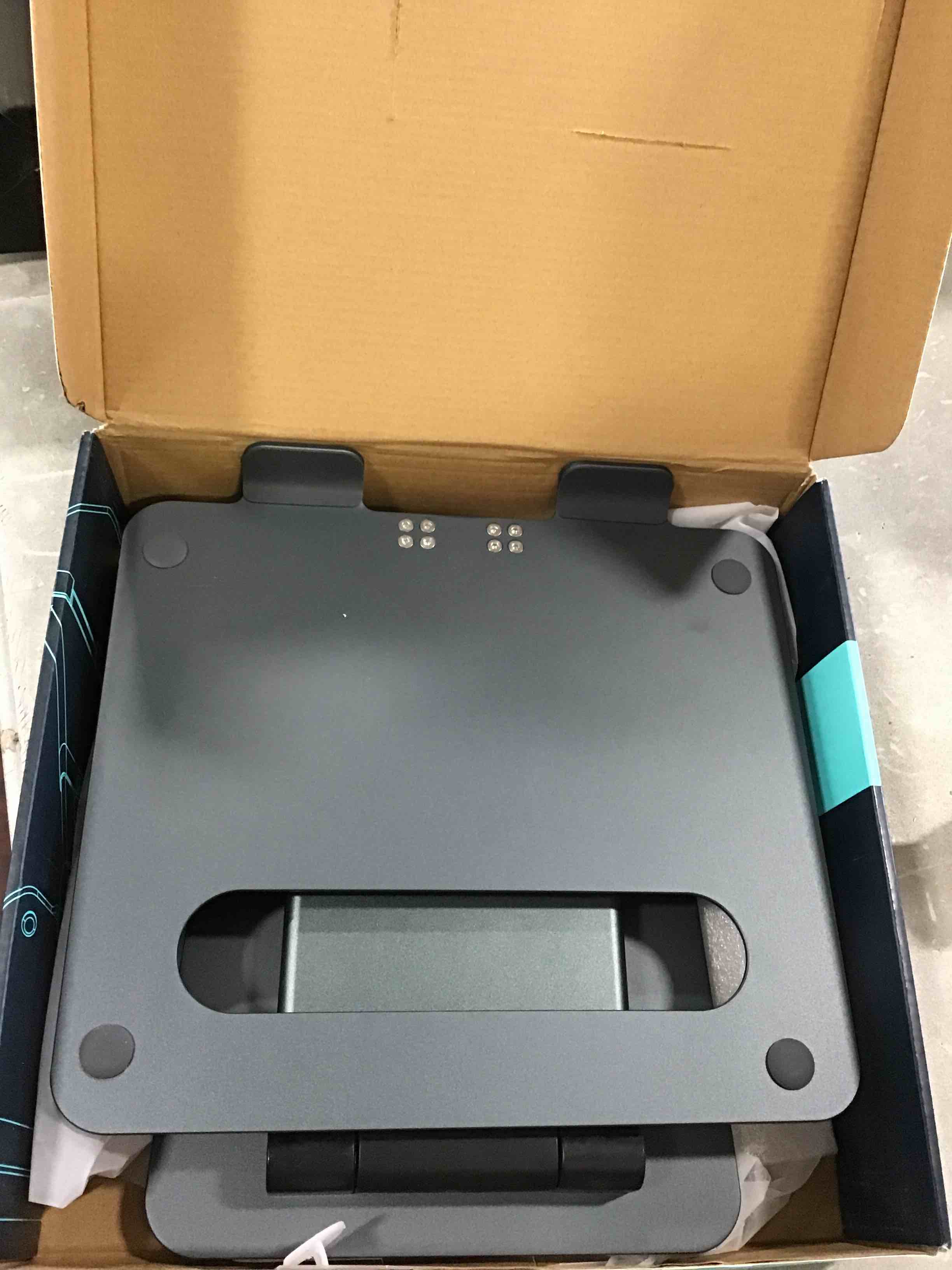 https://s3.amazonaws.com/lotting-images-prod/bidfta/ORG5009533_1721323886905.jpeg