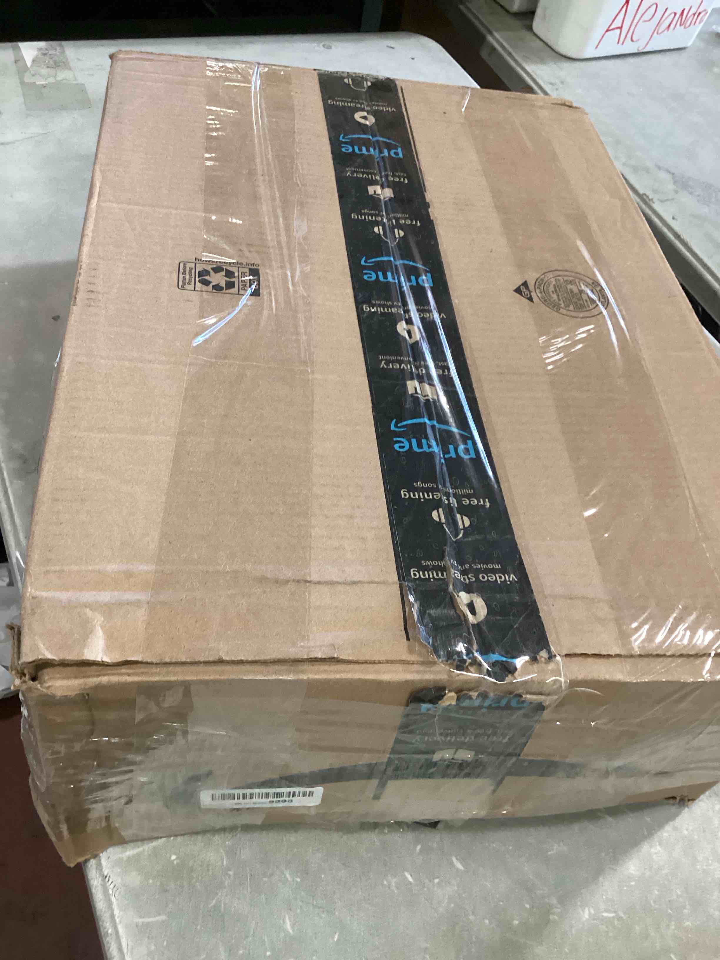 https://s3.amazonaws.com/lotting-images-prod/bidfta/ORG5009644_1721393357953.jpeg