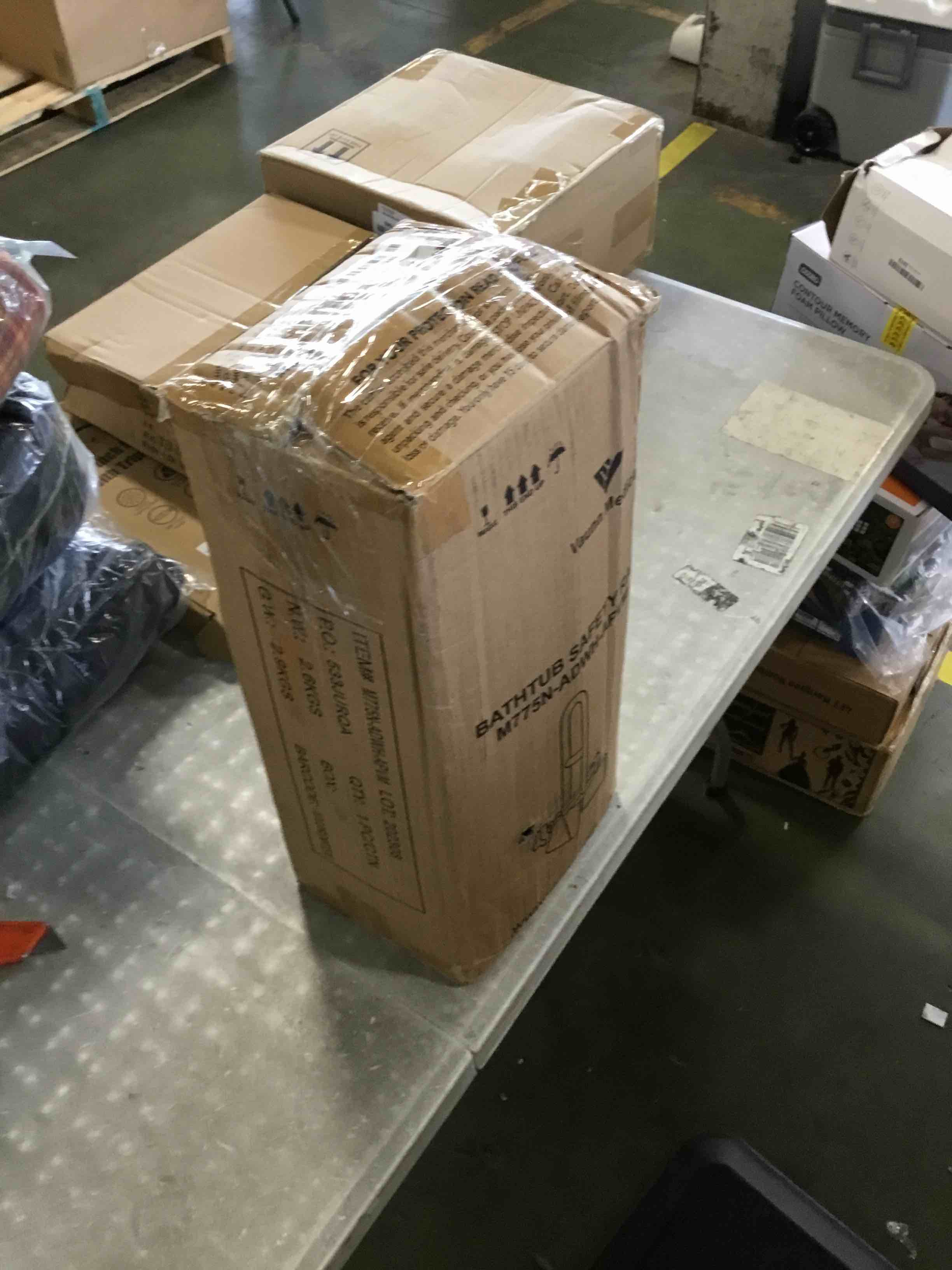 https://s3.amazonaws.com/lotting-images-prod/bidfta/ORG5010492_1720724036746.jpeg