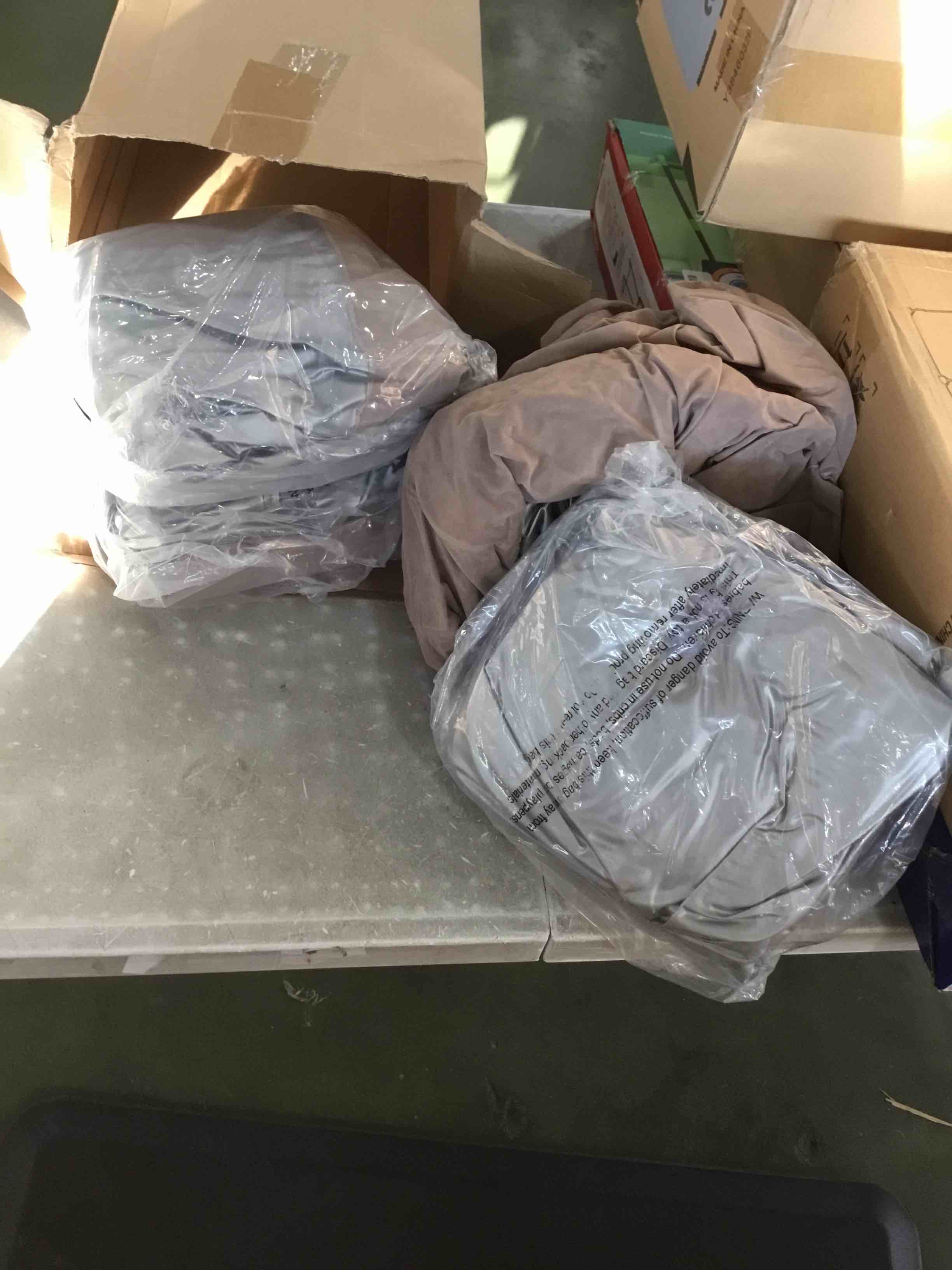 https://s3.amazonaws.com/lotting-images-prod/bidfta/ORG5010536_1720785767496.jpeg