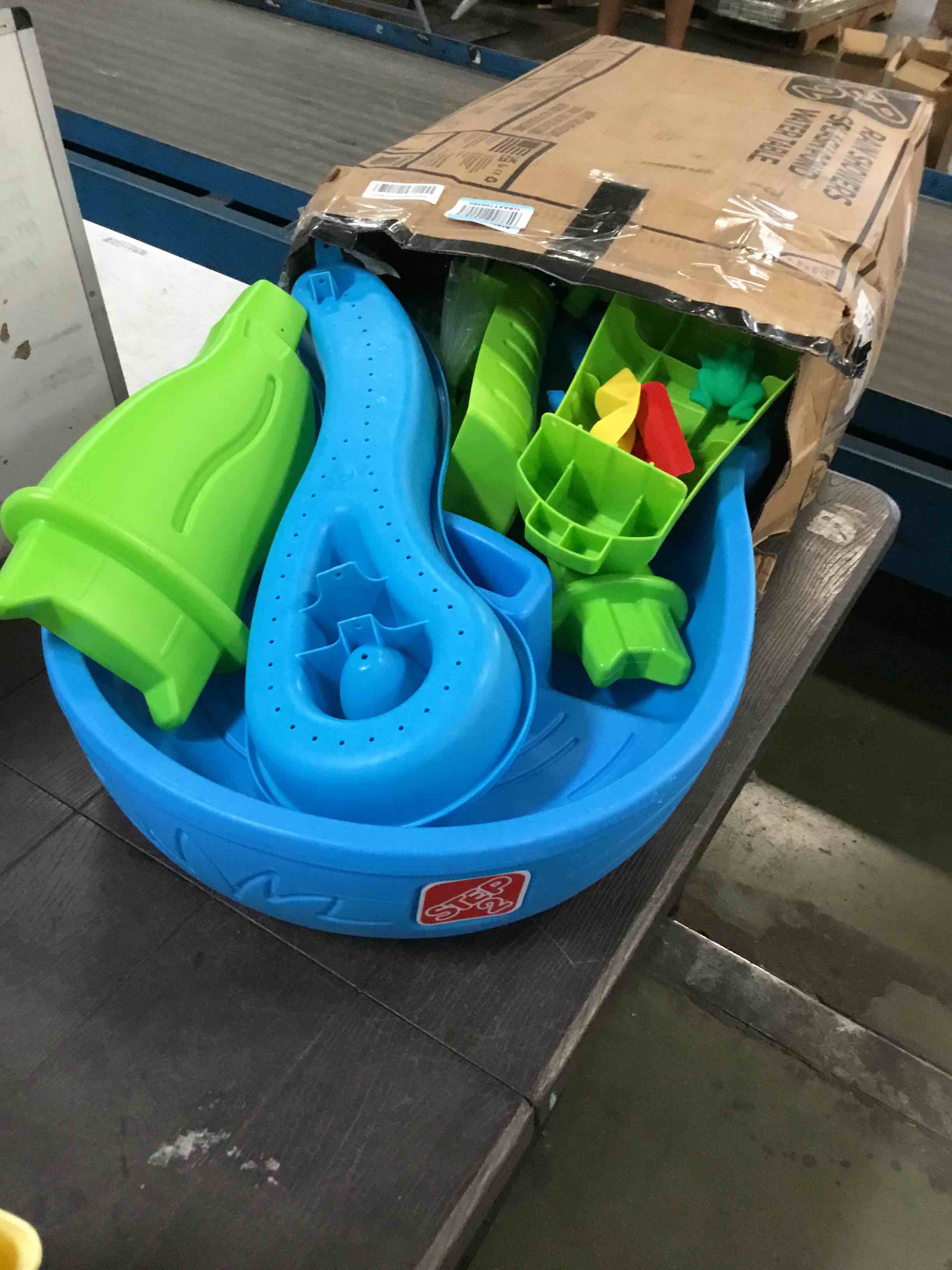 https://s3.amazonaws.com/lotting-images-prod/bidfta/ORG5010687_1720814627850.jpeg