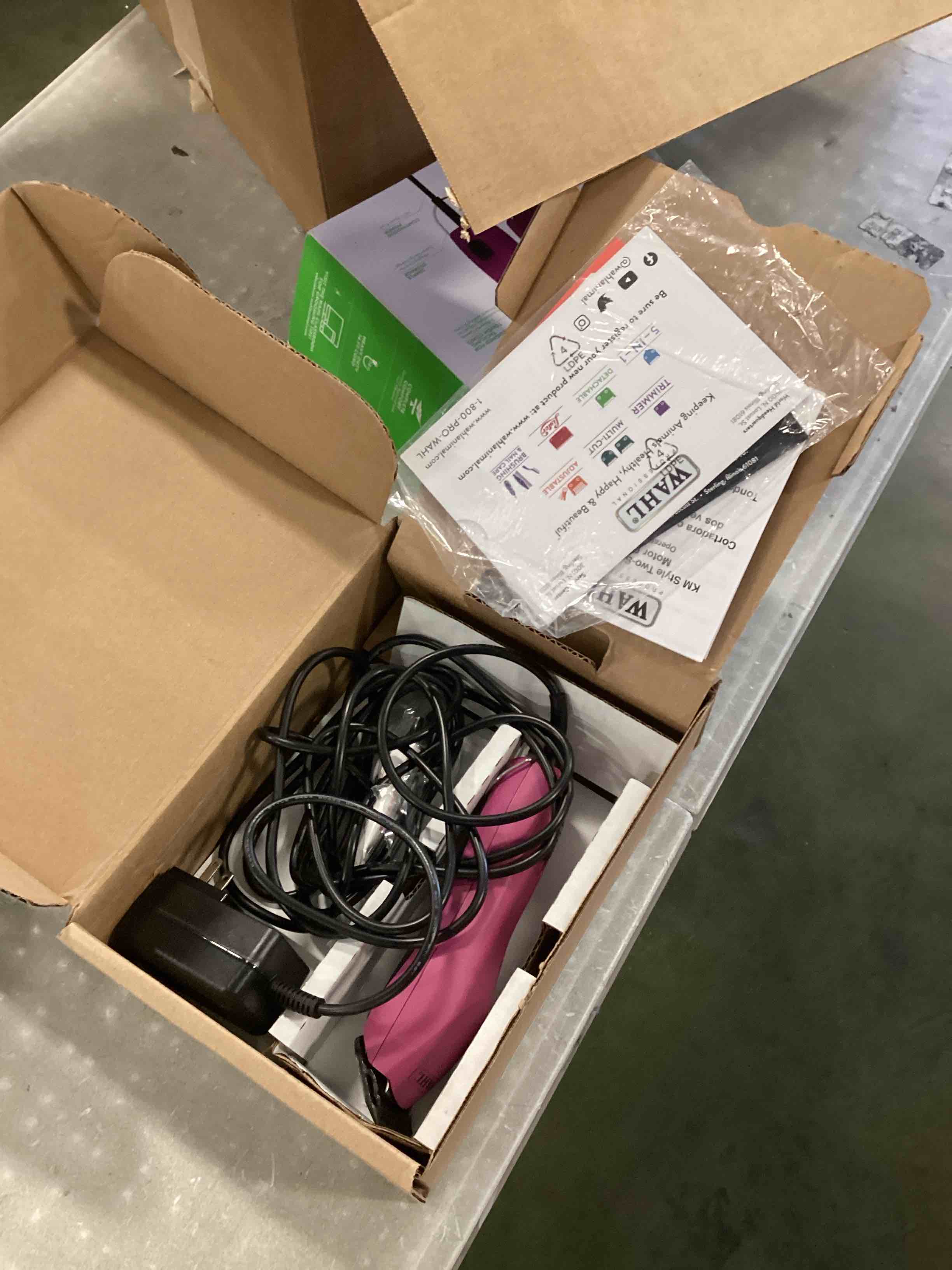 https://s3.amazonaws.com/lotting-images-prod/bidfta/ORG5010992_1721151903524.jpeg