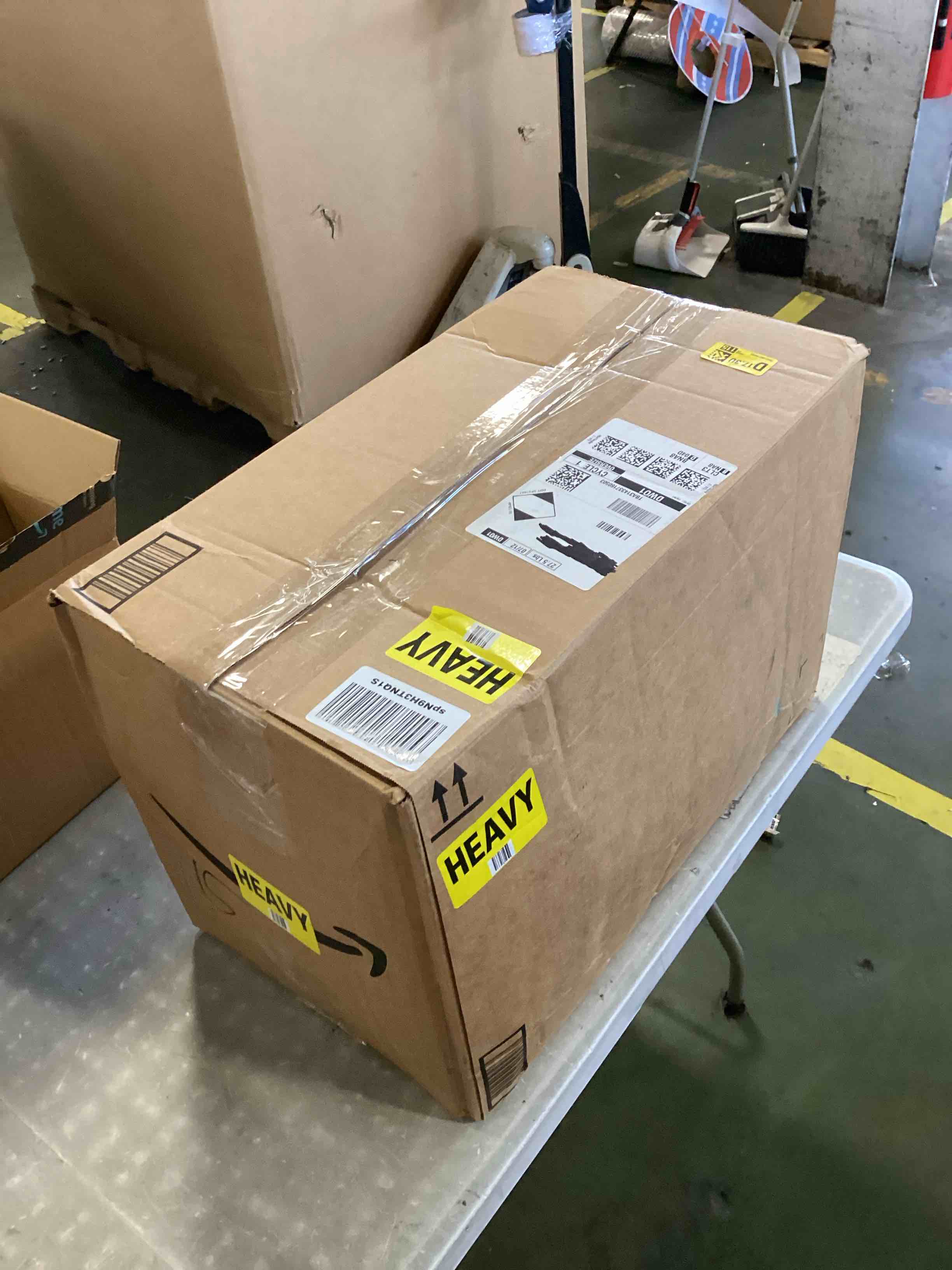 https://s3.amazonaws.com/lotting-images-prod/bidfta/ORG5011017_1721157672668.jpeg