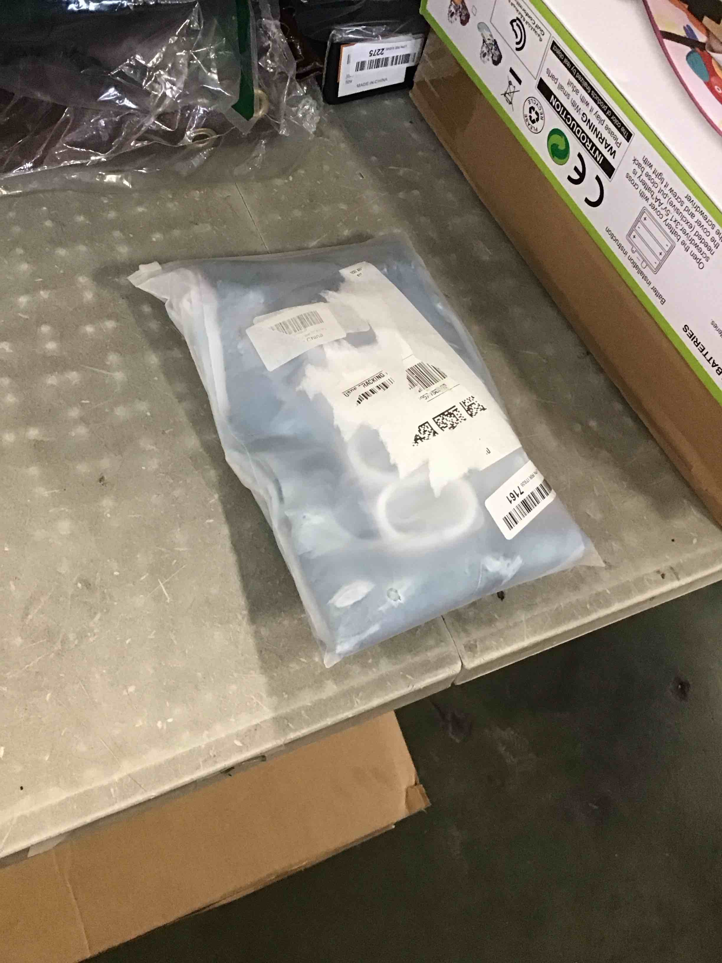 https://s3.amazonaws.com/lotting-images-prod/bidfta/ORG5011258_1721311152249.jpeg