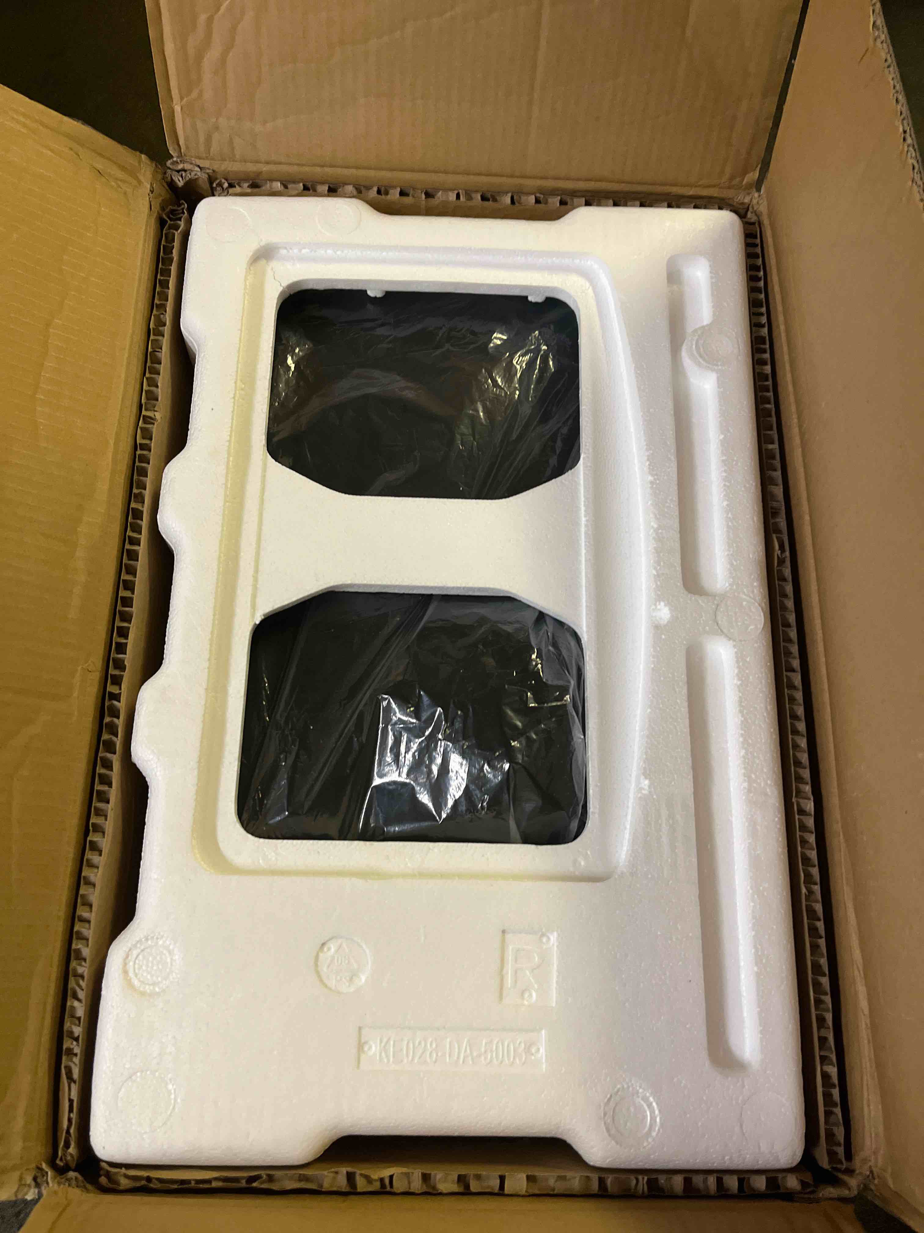 https://s3.amazonaws.com/lotting-images-prod/bidfta/ORG5019576_1755559714152.jpeg