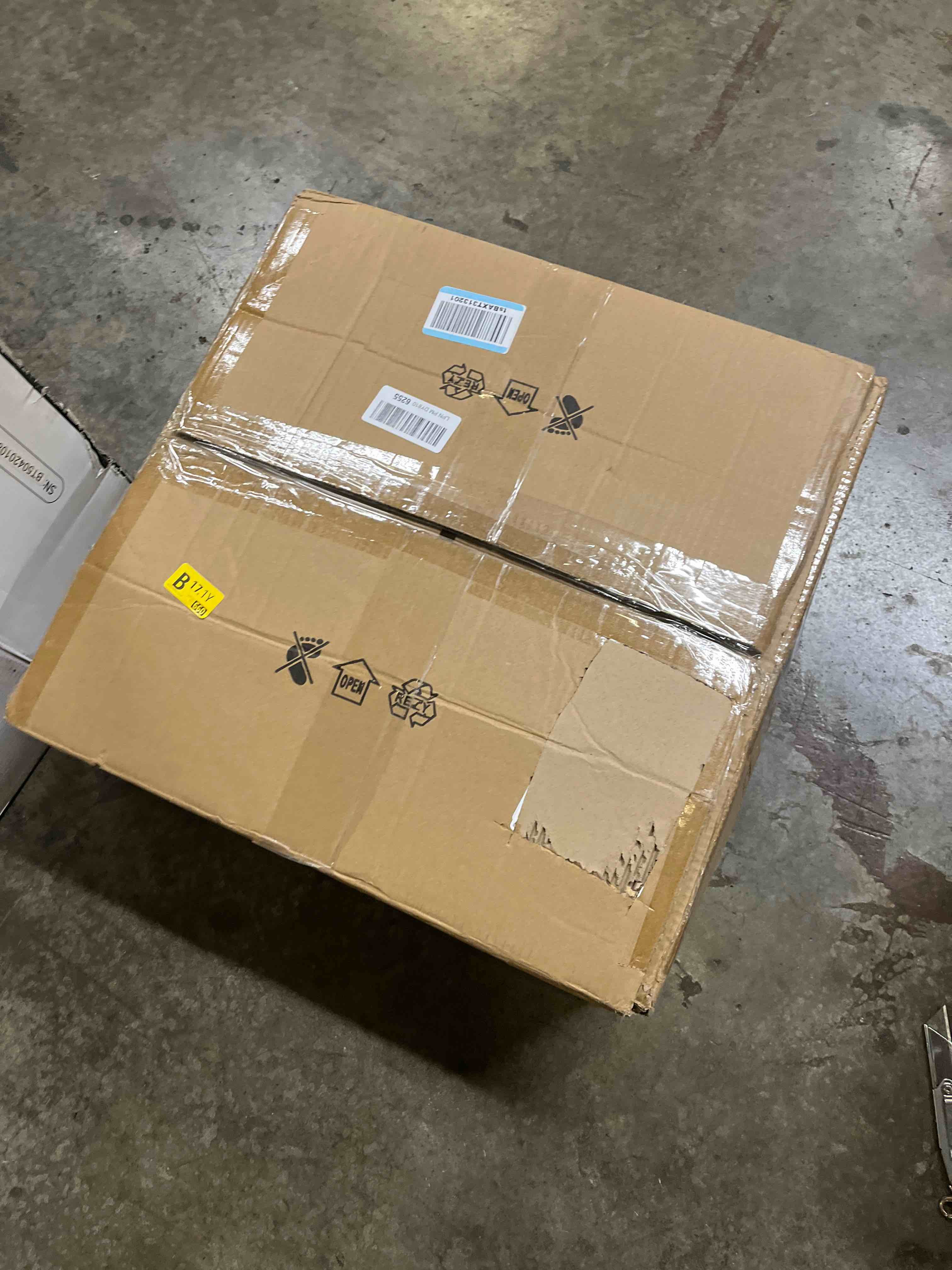 https://s3.amazonaws.com/lotting-images-prod/bidfta/ORG5019632_1755555735975.jpeg