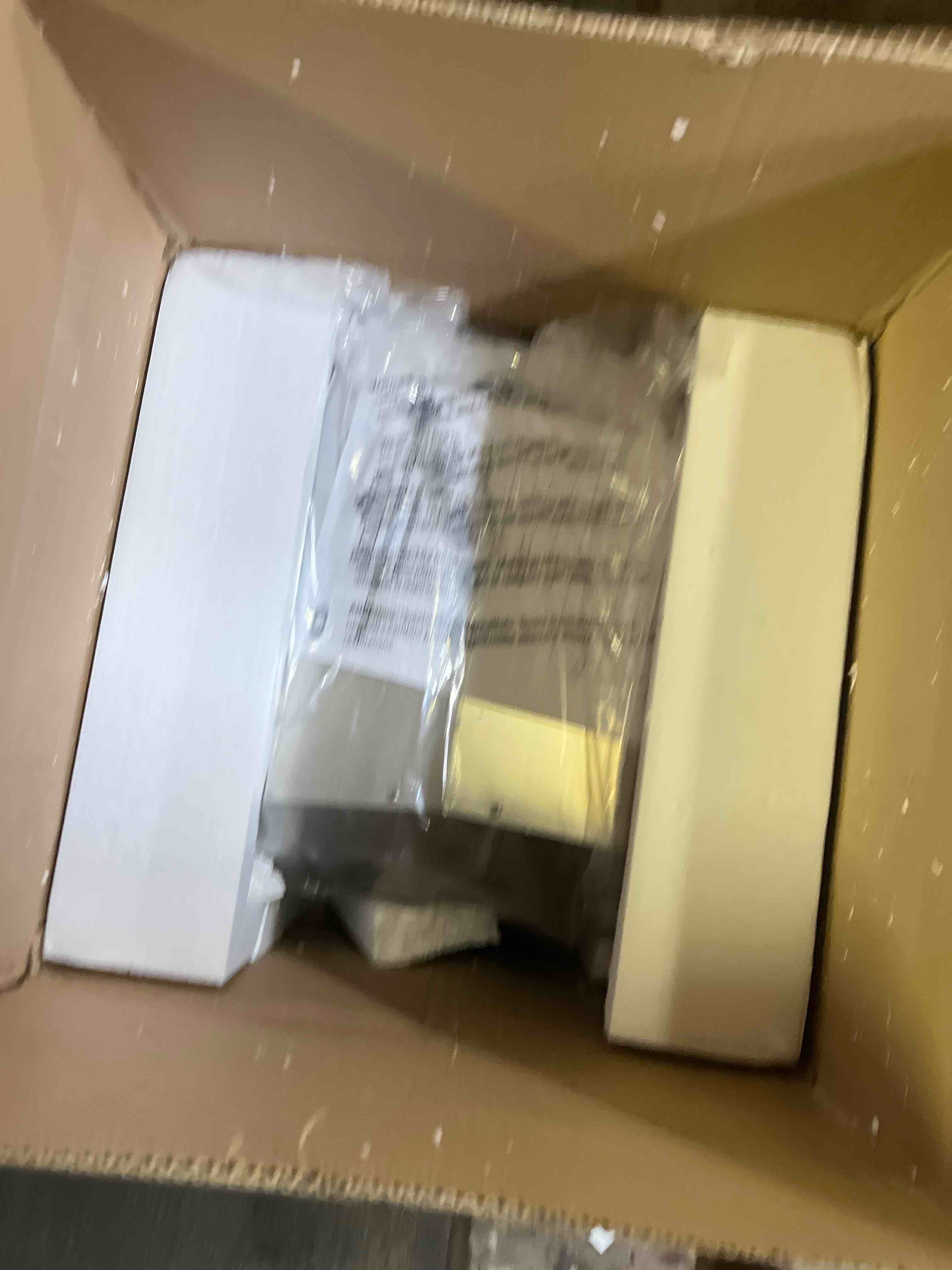 https://s3.amazonaws.com/lotting-images-prod/bidfta/ORG5019653_1755559100300.jpeg