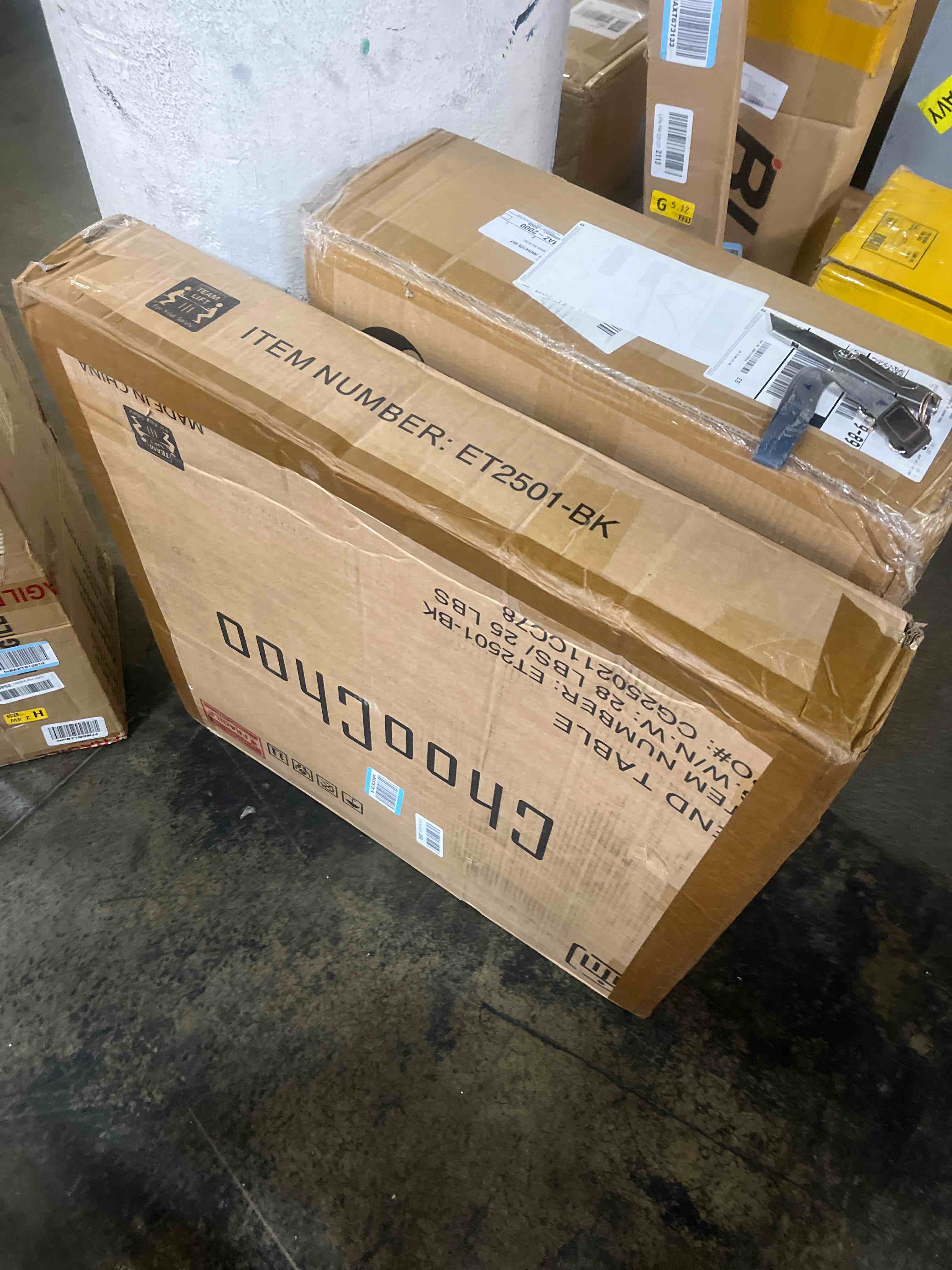 https://s3.amazonaws.com/lotting-images-prod/bidfta/ORG5019782_1756334847615.jpeg