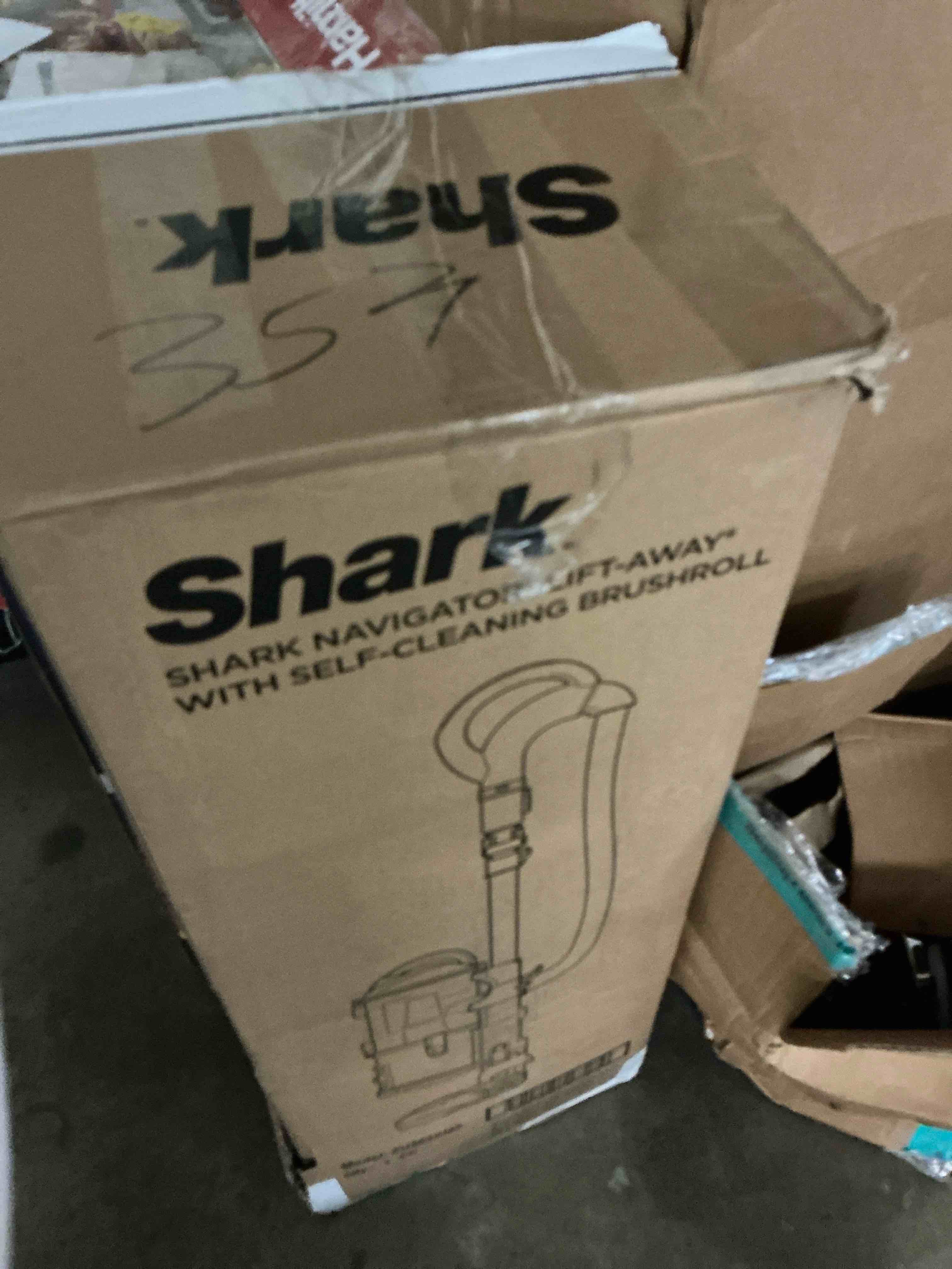 https://s3.amazonaws.com/lotting-images-prod/bidfta/ORG5020145_1760495774235.jpeg