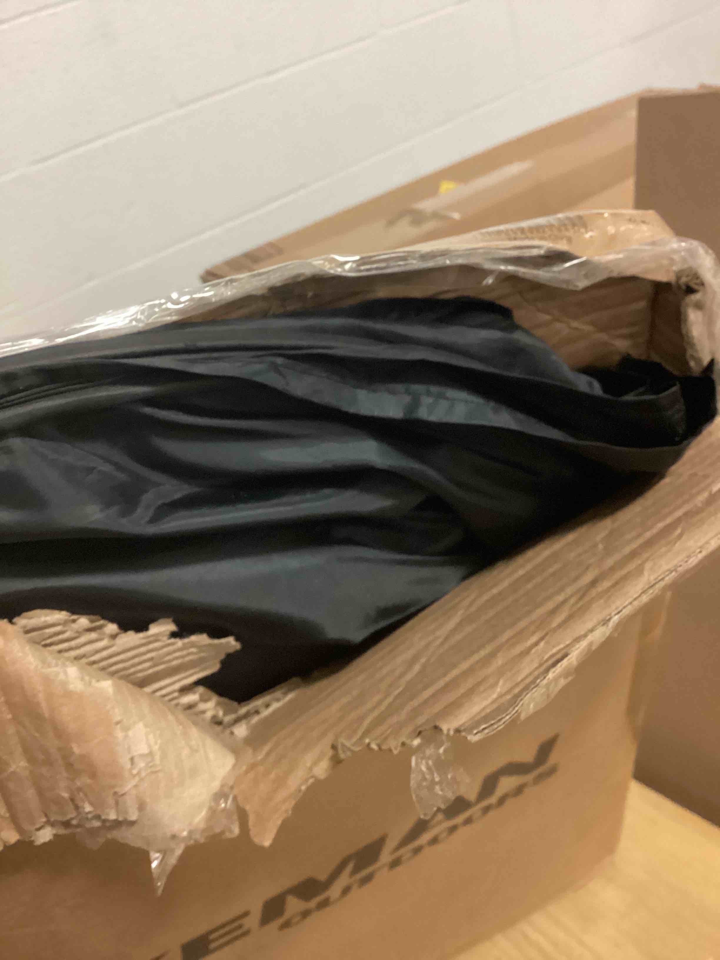 https://s3.amazonaws.com/lotting-images-prod/bidfta/ORG5022345_1699626907500.jpeg