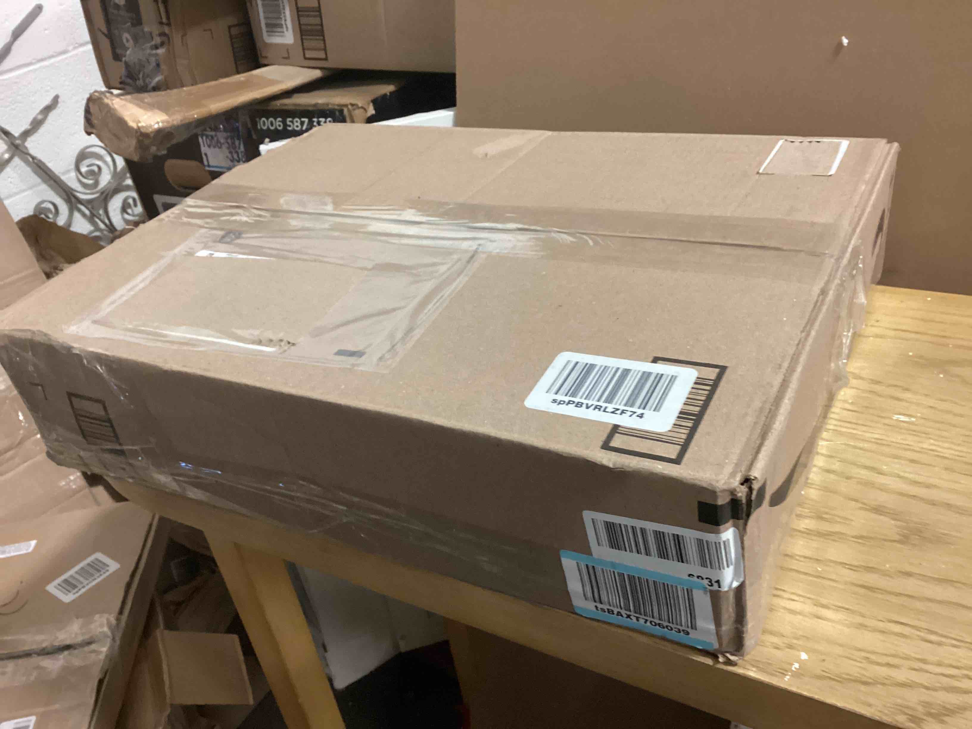 https://s3.amazonaws.com/lotting-images-prod/bidfta/ORG5022347_1699627397583.jpeg