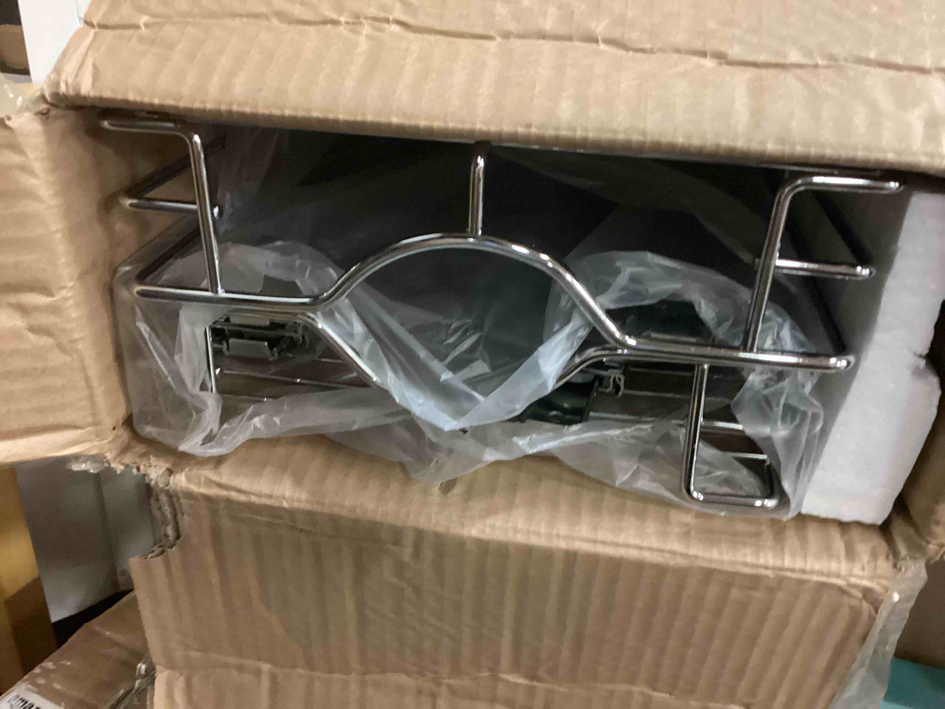 https://s3.amazonaws.com/lotting-images-prod/bidfta/ORG5022359_1699631388987.jpeg
