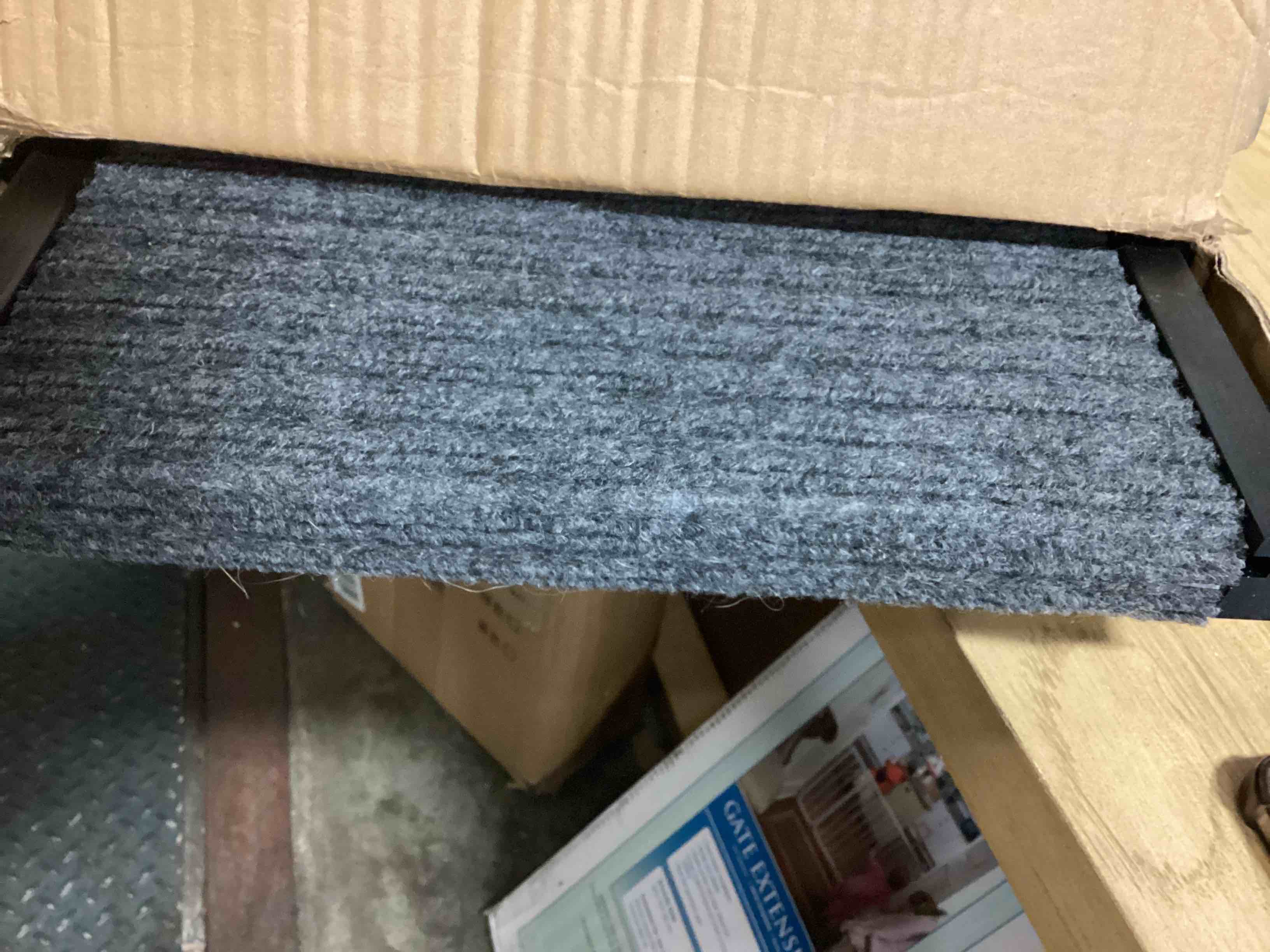 https://s3.amazonaws.com/lotting-images-prod/bidfta/ORG5022364_1699632249389.jpeg