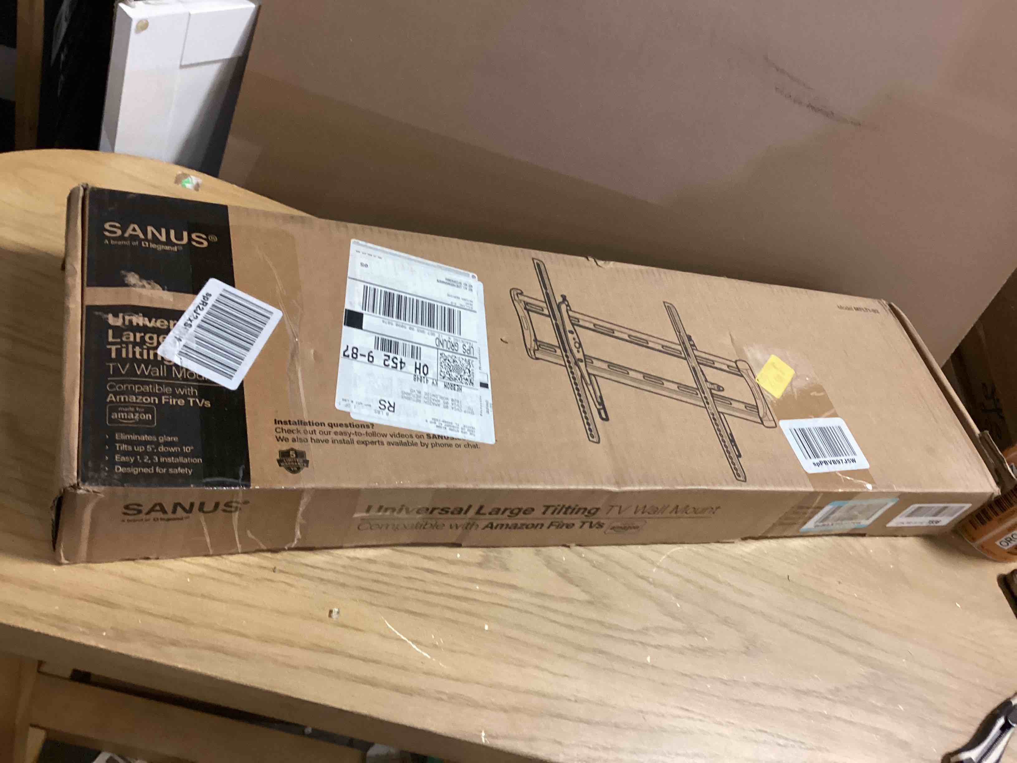 https://s3.amazonaws.com/lotting-images-prod/bidfta/ORG5022416_1699644594131.jpeg