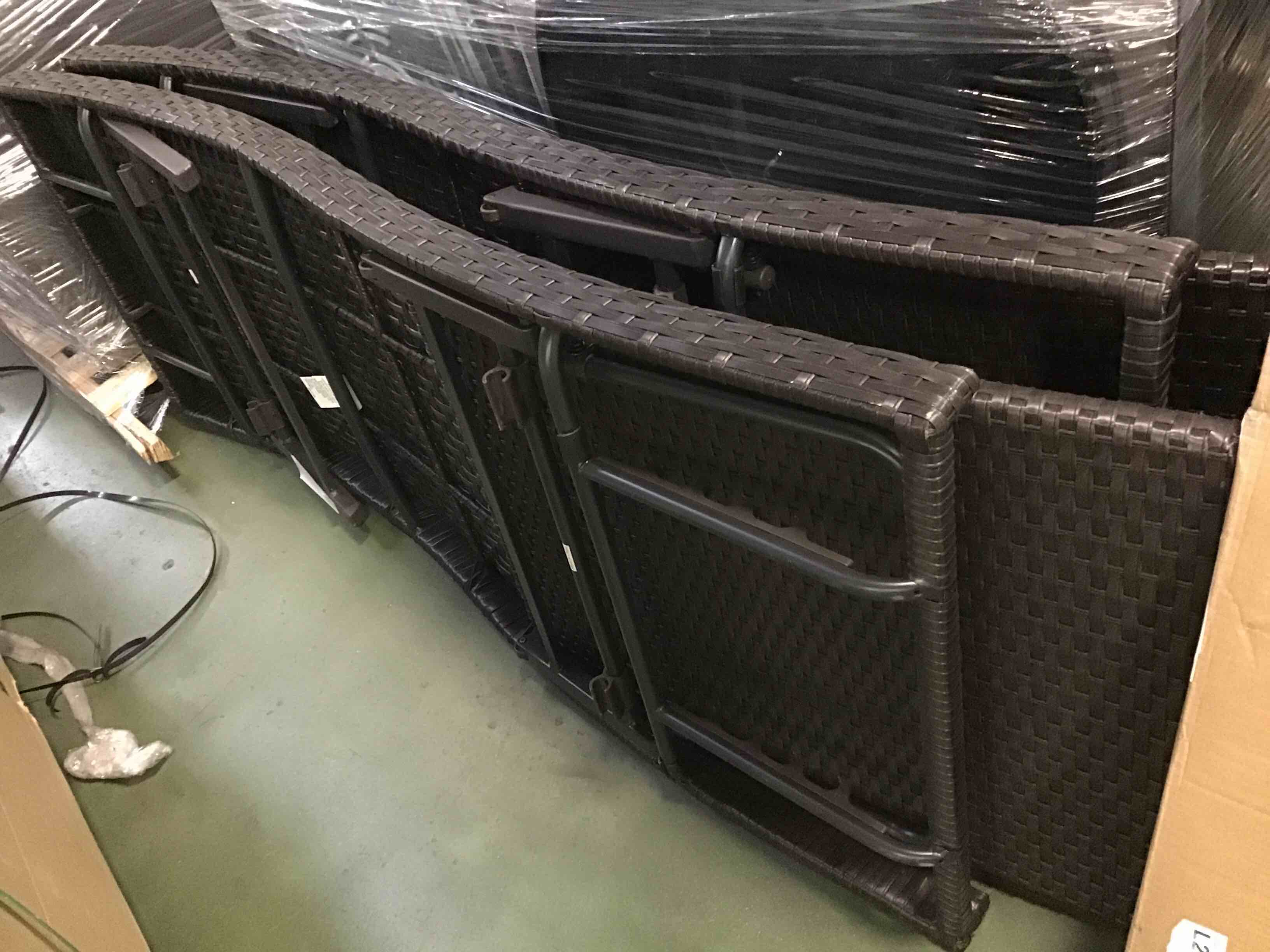 https://s3.amazonaws.com/lotting-images-prod/bidfta/ORG5027862_1685962708940.jpeg