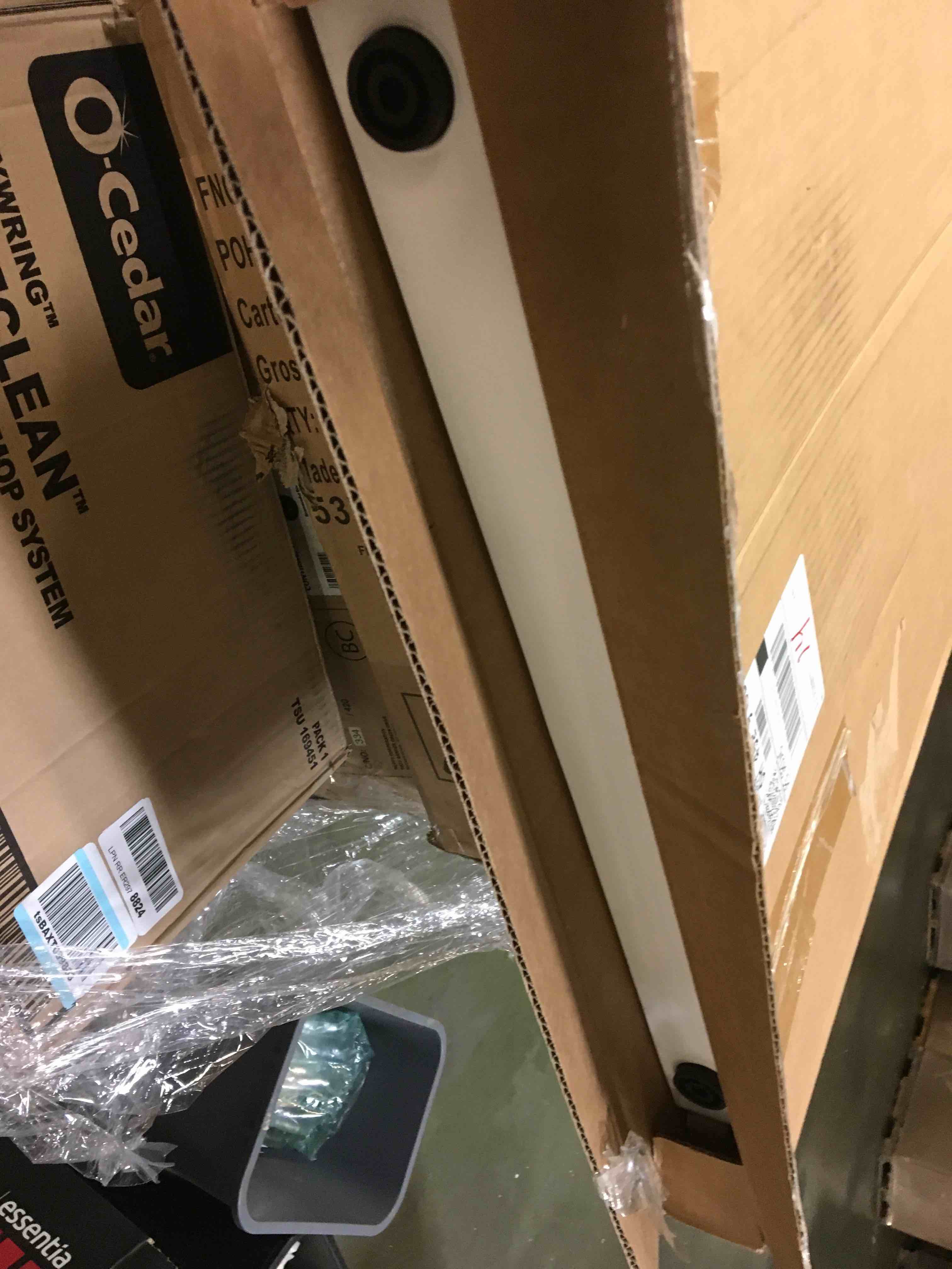 https://s3.amazonaws.com/lotting-images-prod/bidfta/ORG5033945_1685701464789.jpeg