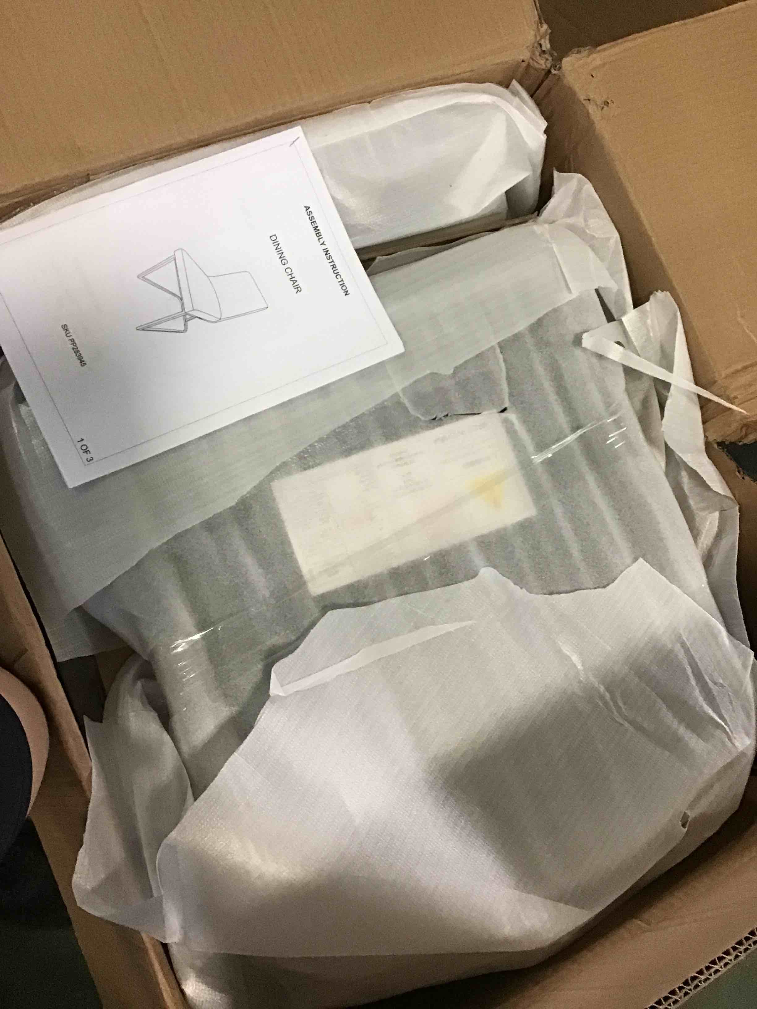 https://s3.amazonaws.com/lotting-images-prod/bidfta/ORG5035543_1685618637200.jpeg