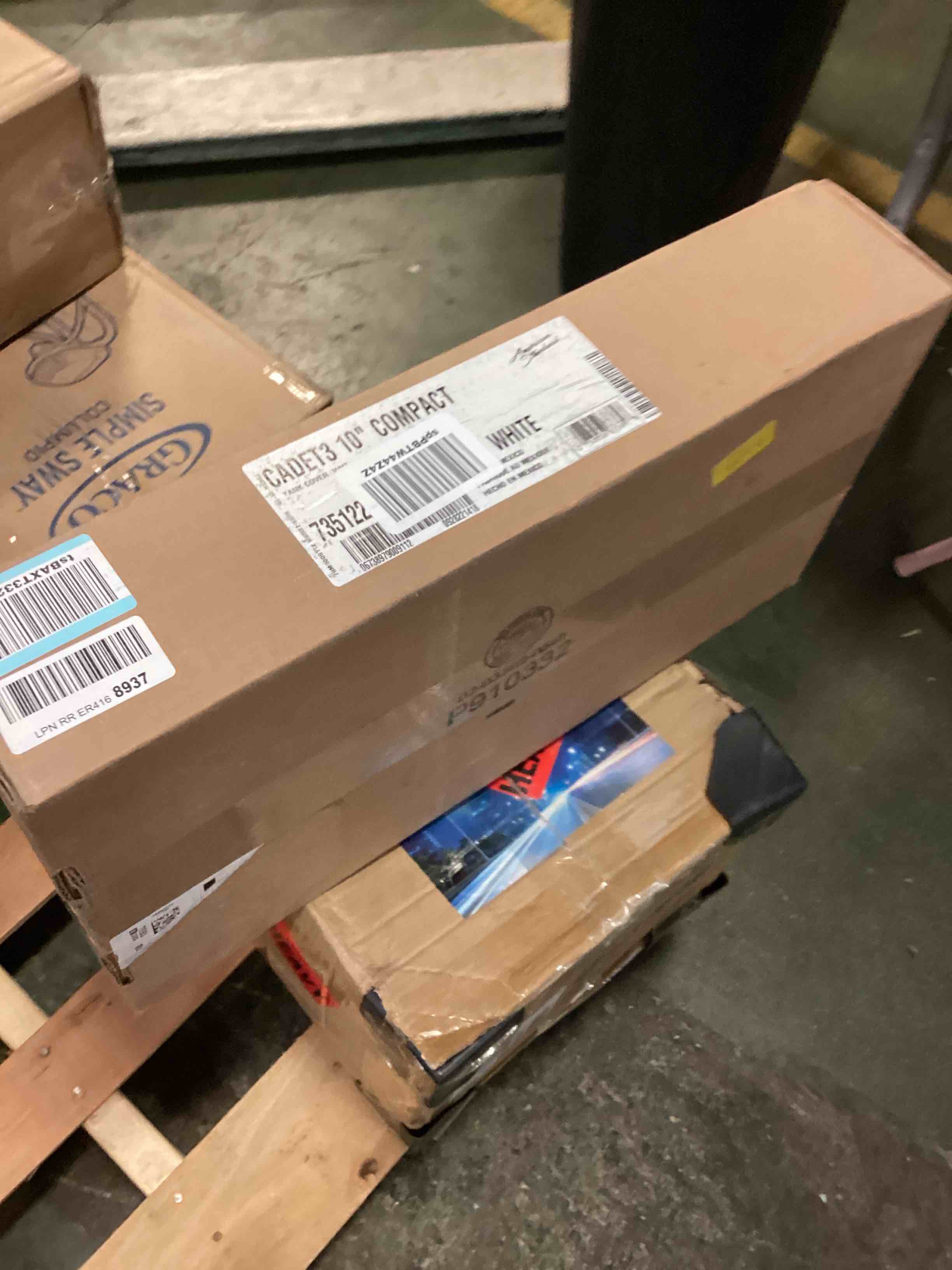 https://s3.amazonaws.com/lotting-images-prod/bidfta/ORG5036241_1687277846938.jpeg
