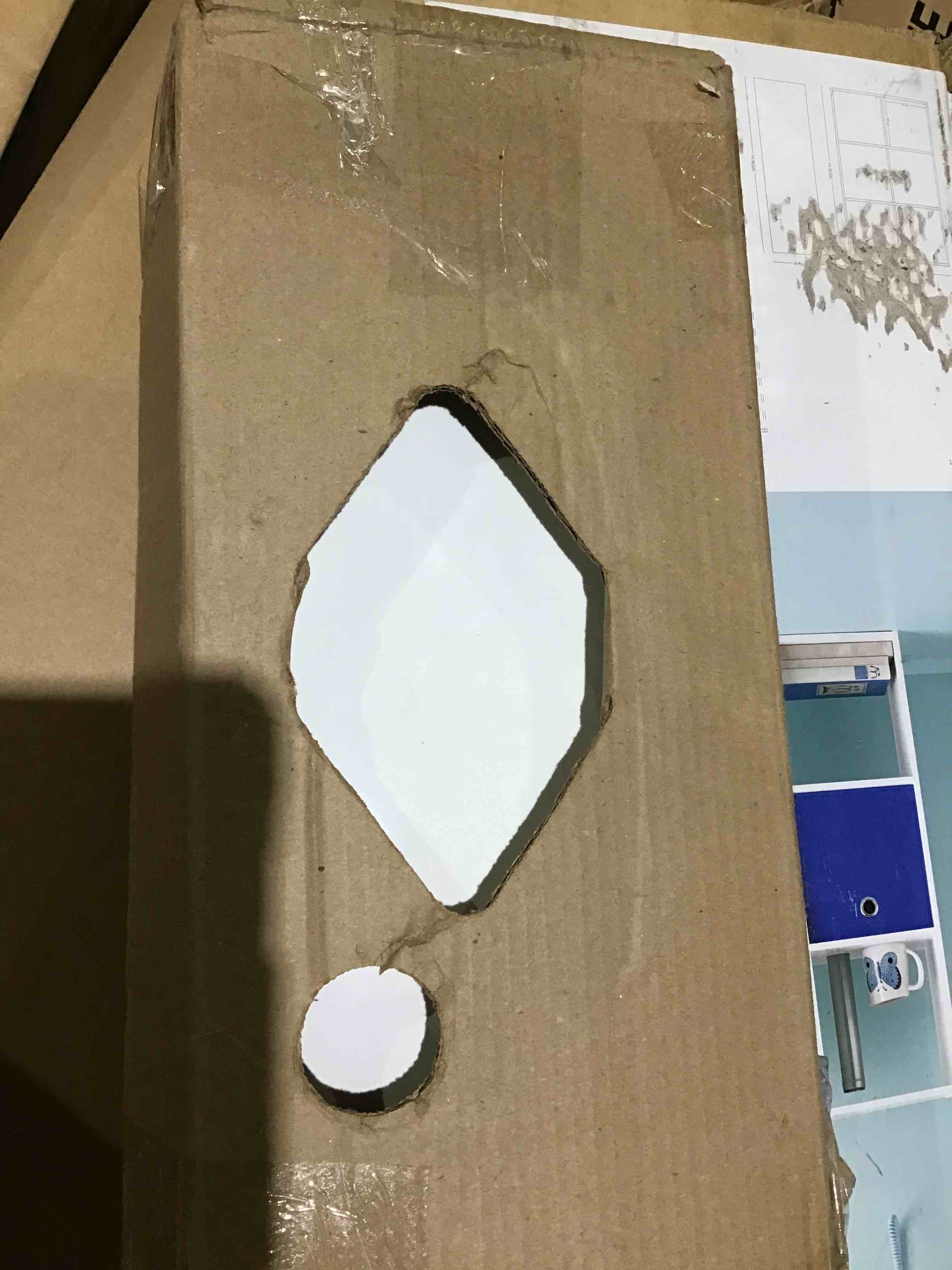 https://s3.amazonaws.com/lotting-images-prod/bidfta/ORG5045992_1725886829628.jpeg