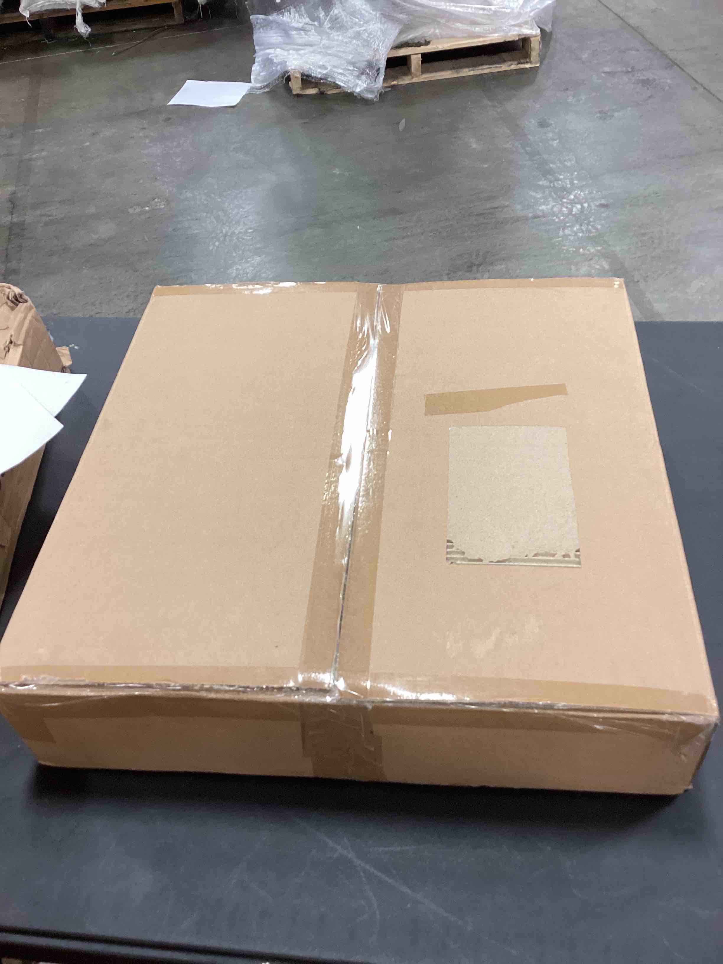 https://s3.amazonaws.com/lotting-images-prod/bidfta/ORG5049503_1692799009161.jpeg