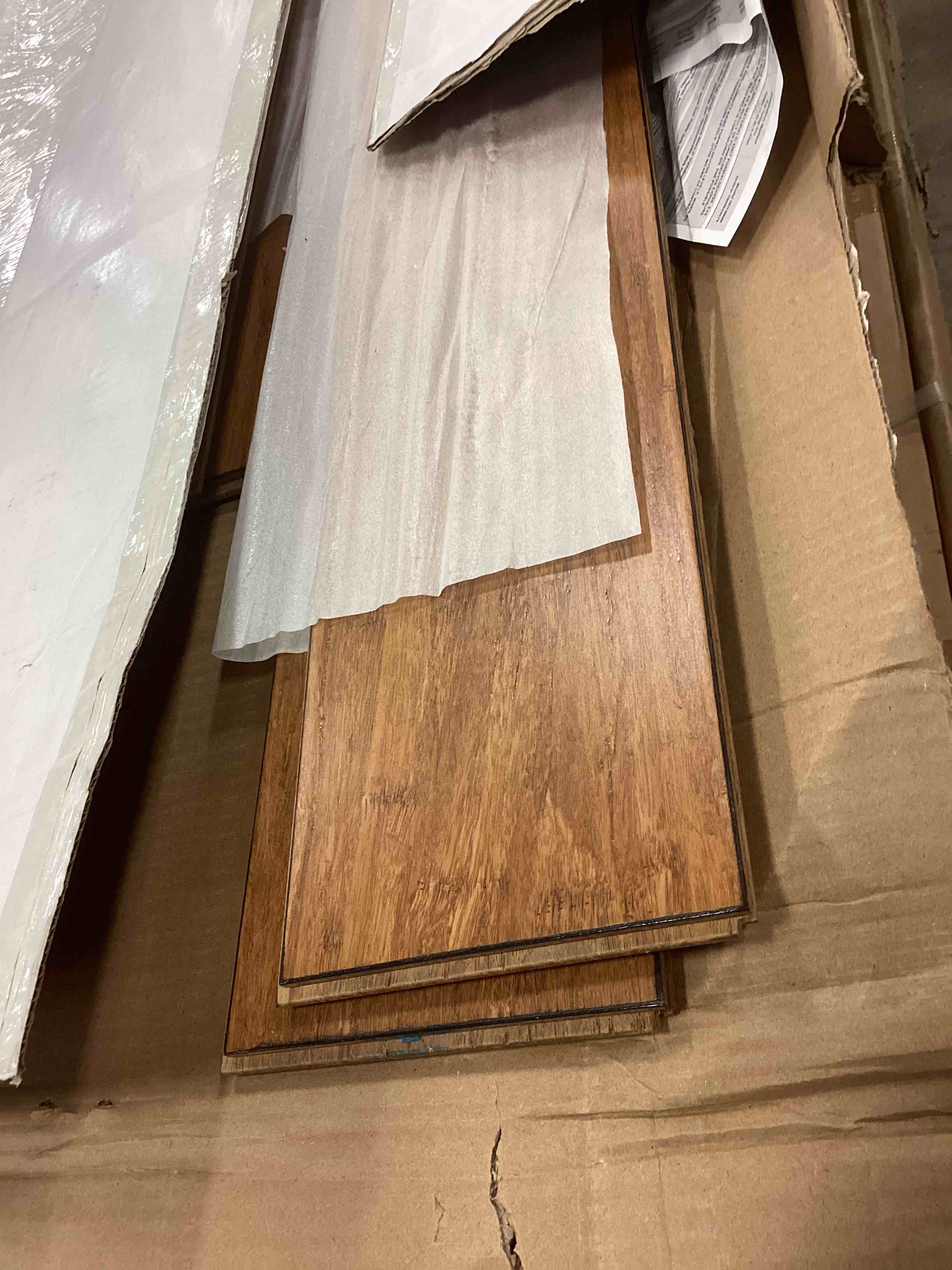 https://s3.amazonaws.com/lotting-images-prod/bidfta/ORG5054310_1694026501821.jpeg