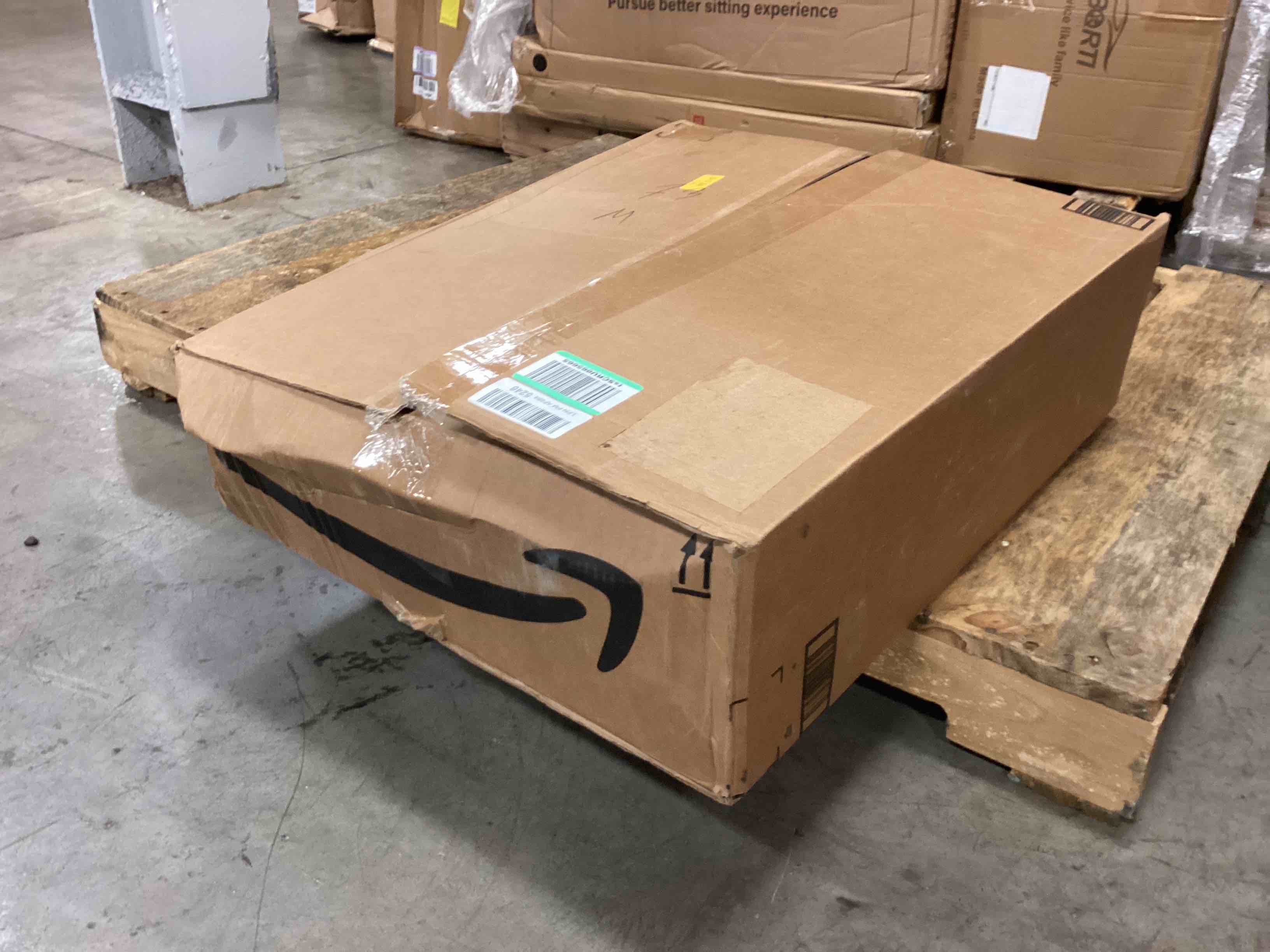 https://s3.amazonaws.com/lotting-images-prod/bidfta/ORG5054599_1694629388380.jpeg