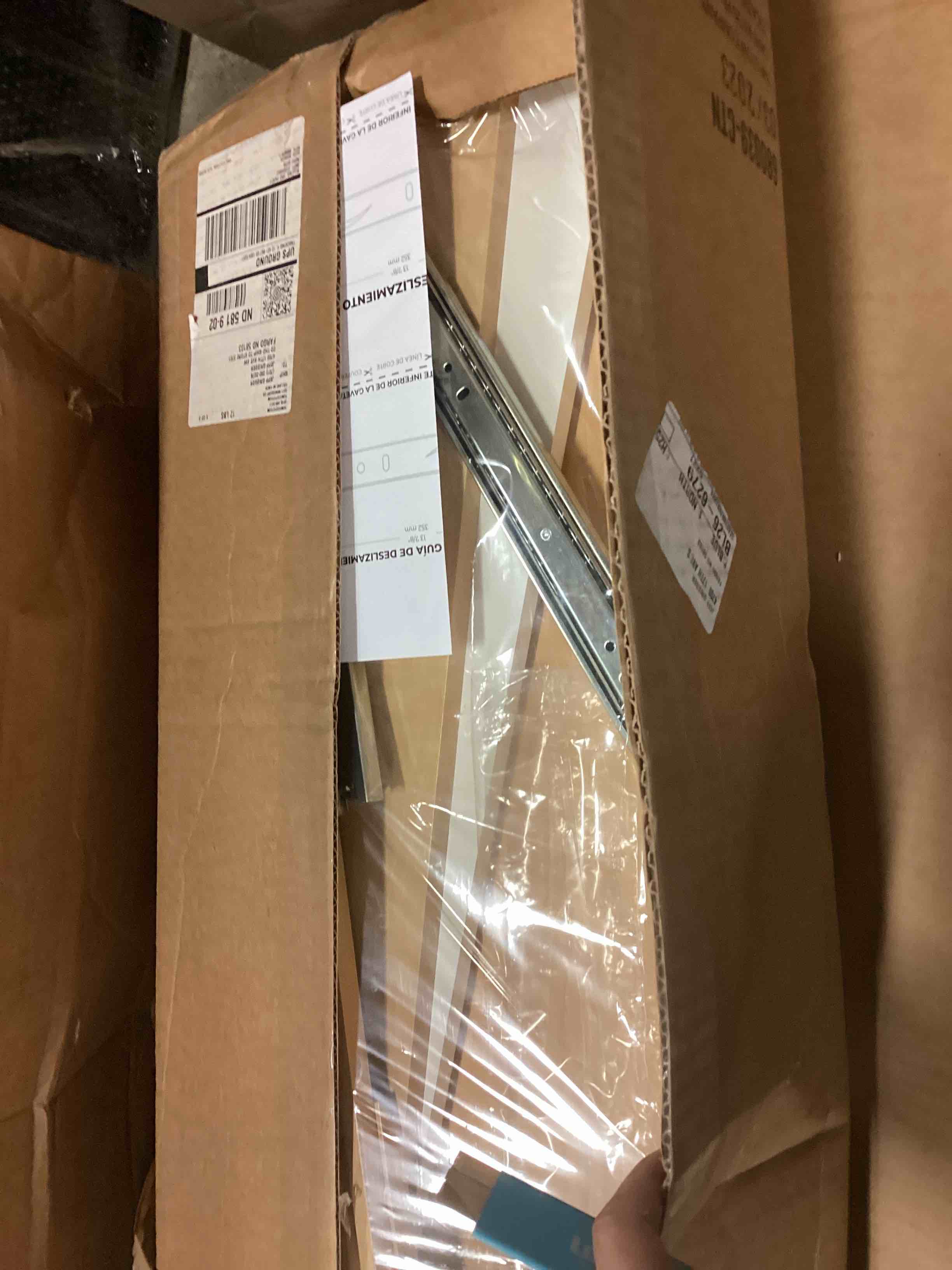 https://s3.amazonaws.com/lotting-images-prod/bidfta/ORG5054719_1695045678050.jpeg