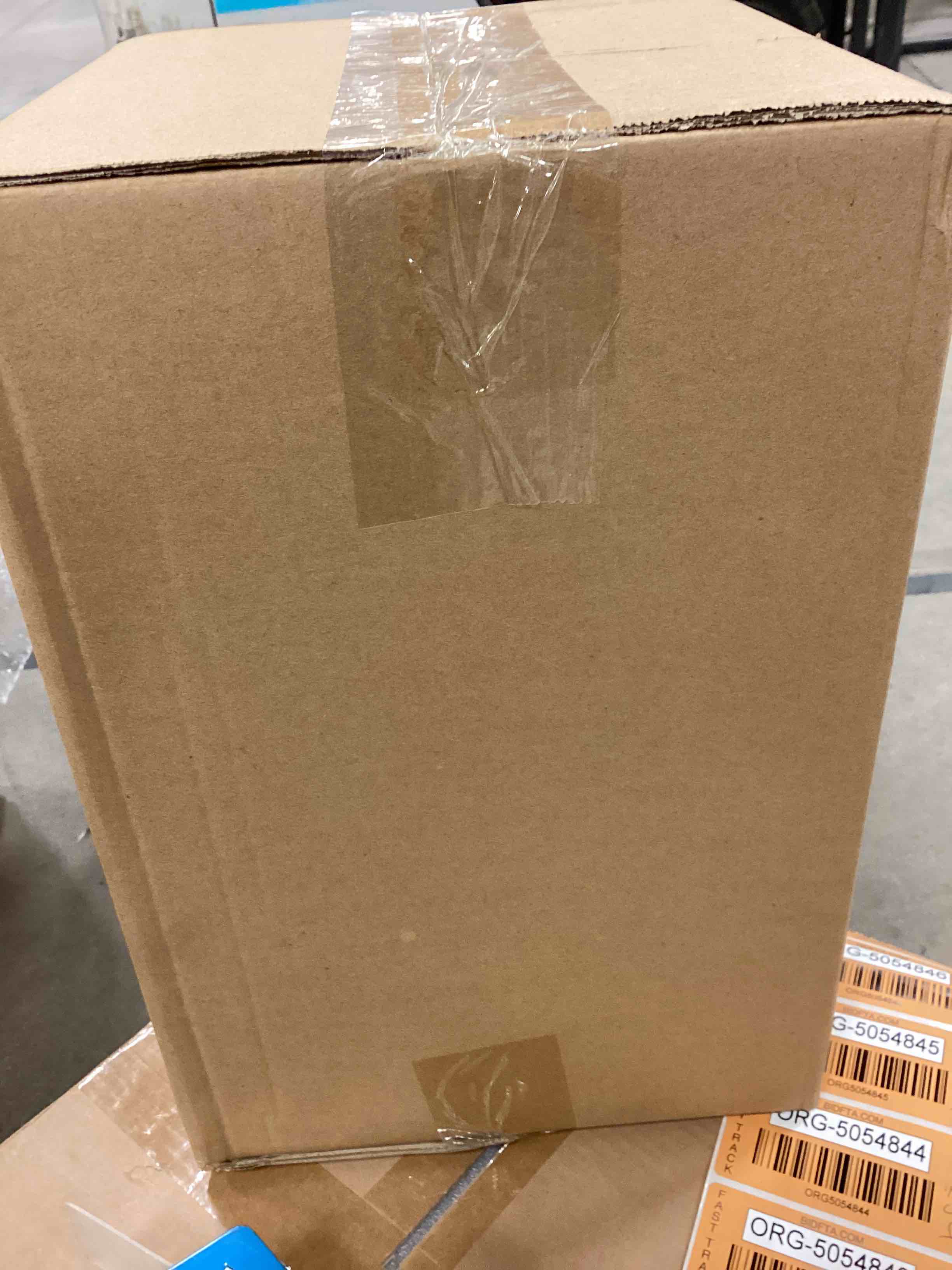 https://s3.amazonaws.com/lotting-images-prod/bidfta/ORG5054838_1695137461293.jpeg