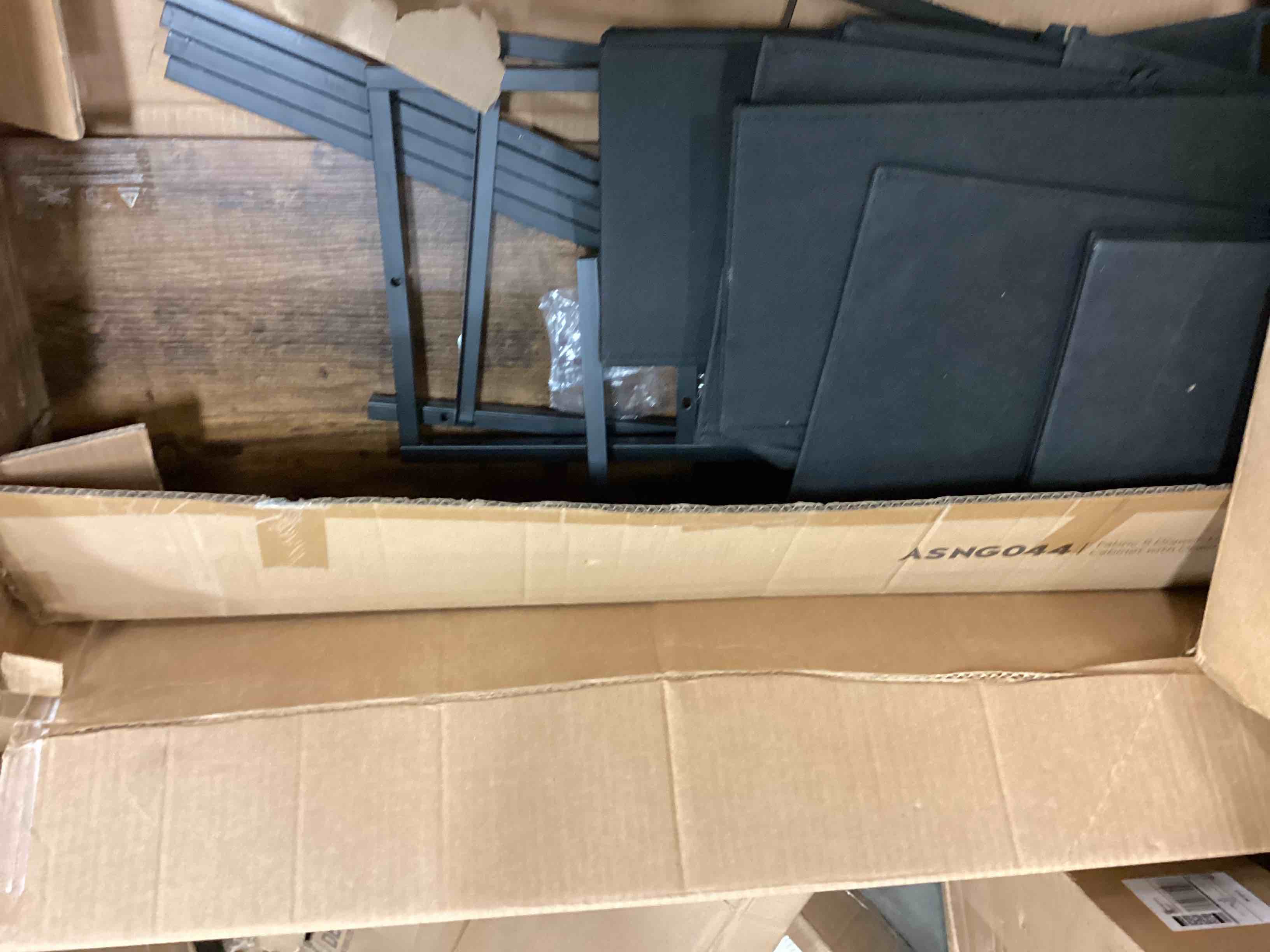 https://s3.amazonaws.com/lotting-images-prod/bidfta/ORG5055175_1697126671657.jpeg