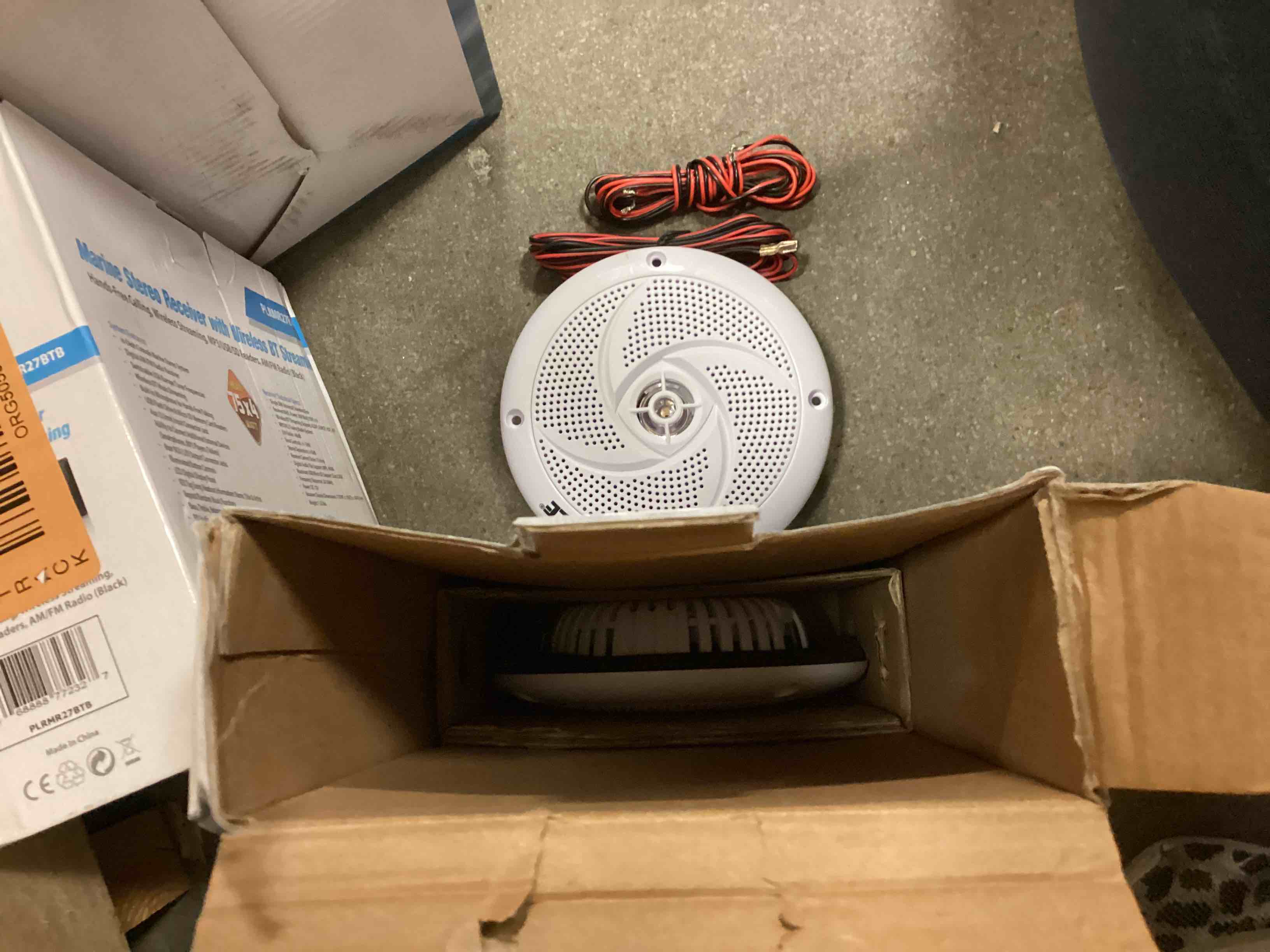 https://s3.amazonaws.com/lotting-images-prod/bidfta/ORG5055326_1697484994221.jpeg