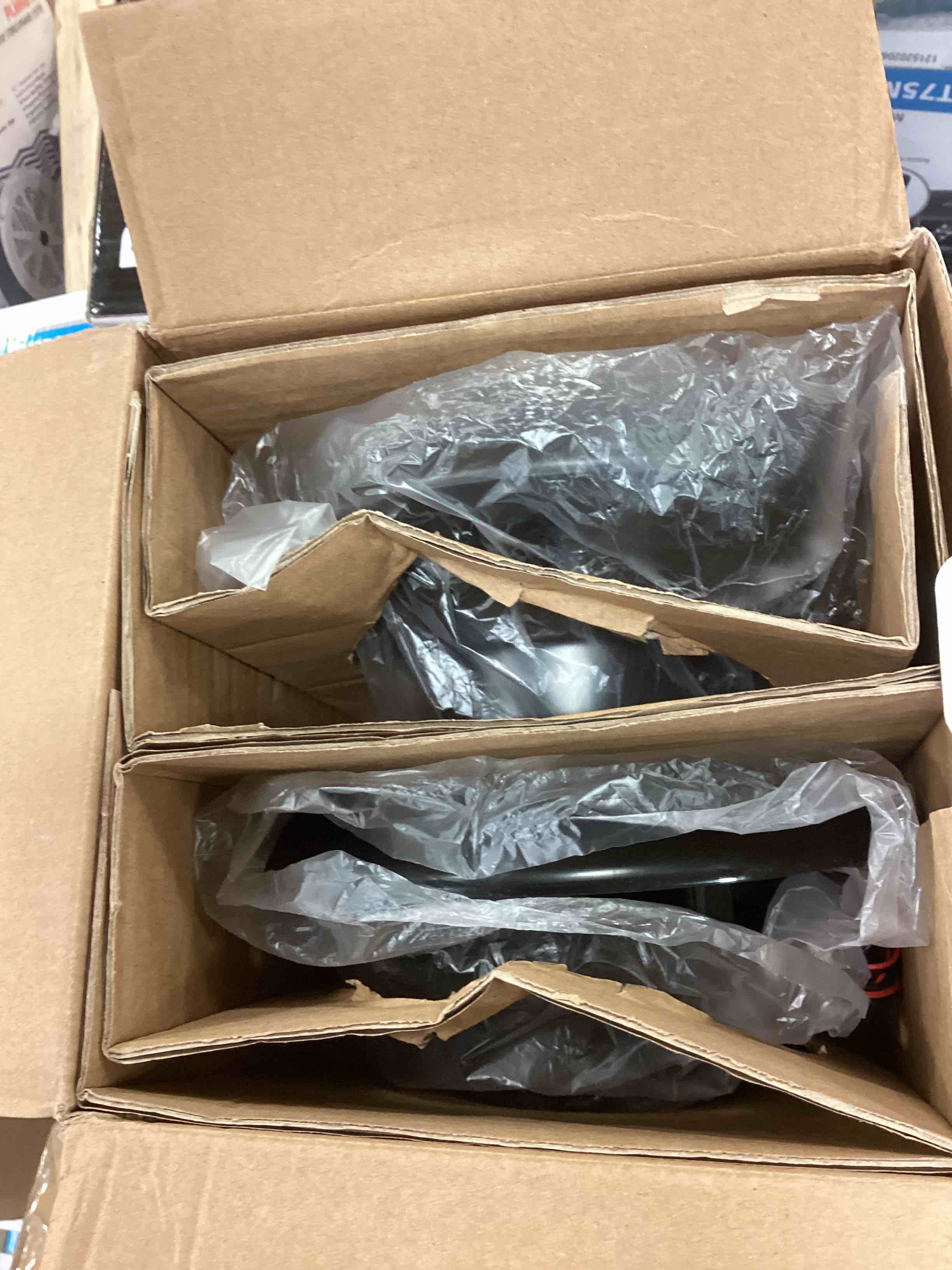 https://s3.amazonaws.com/lotting-images-prod/bidfta/ORG5055339_1697486857060.jpeg