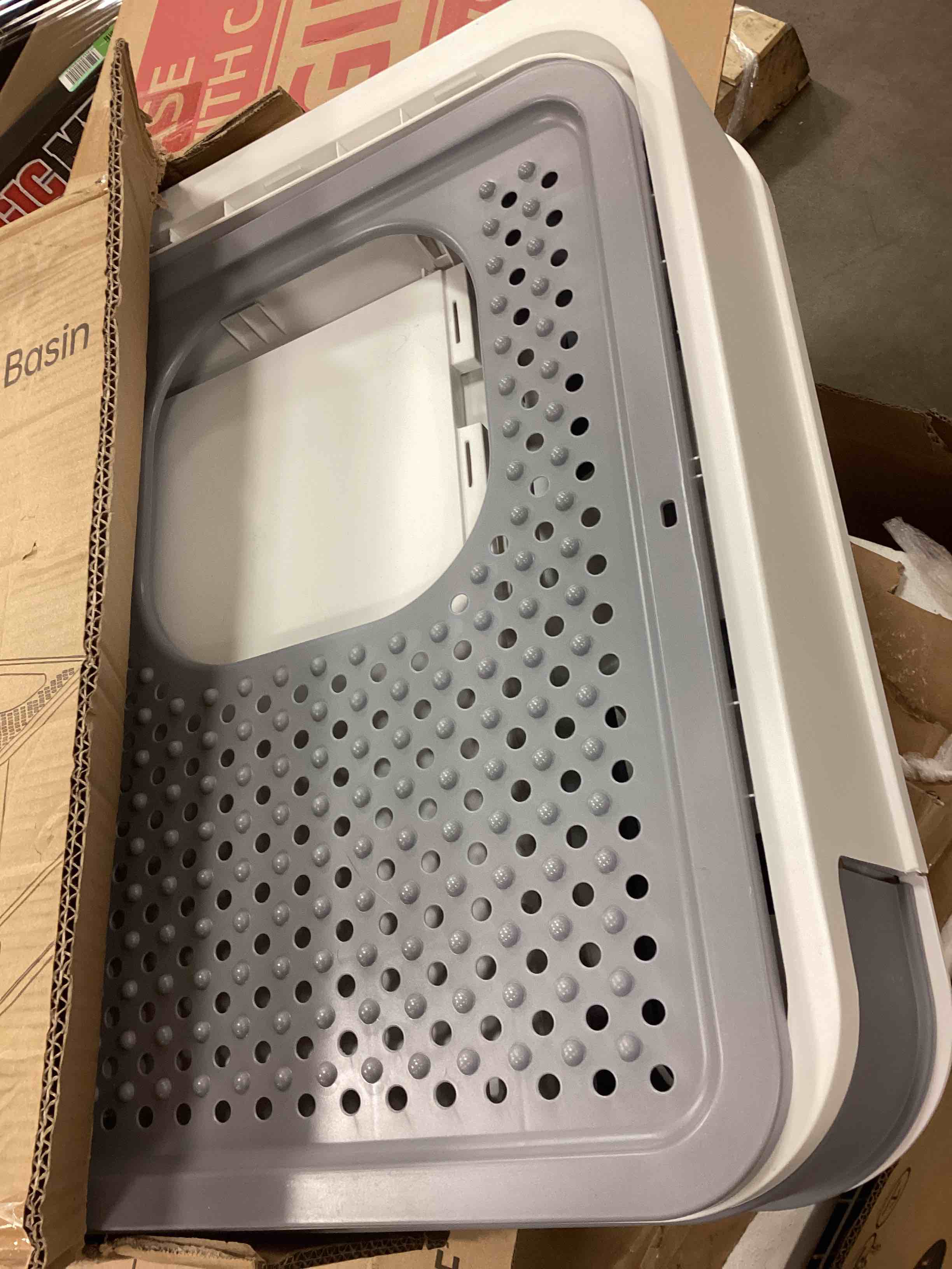 https://s3.amazonaws.com/lotting-images-prod/bidfta/ORG5057151_1693312196676.jpeg