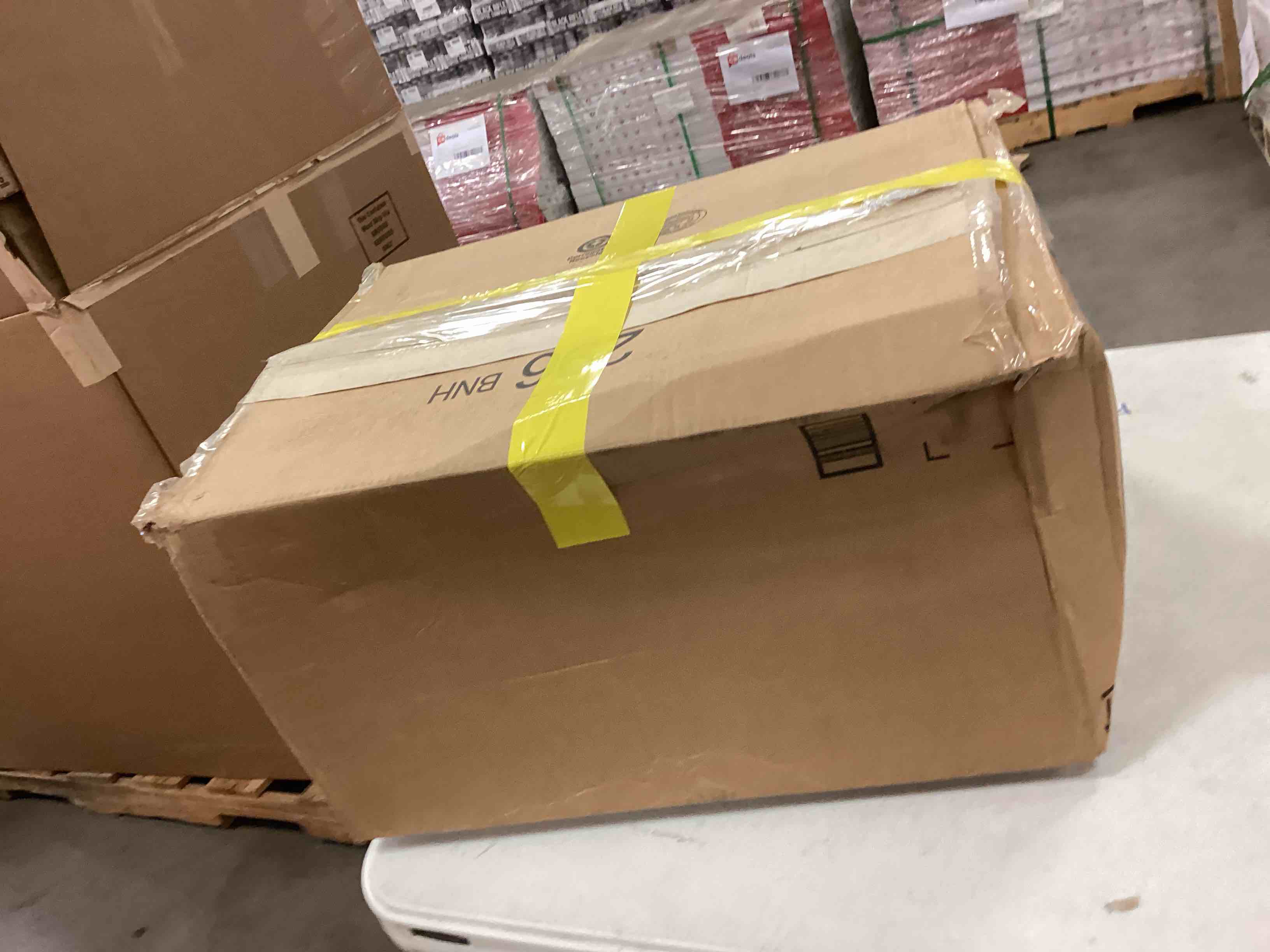 https://s3.amazonaws.com/lotting-images-prod/bidfta/ORG5057337_1693508796392.jpeg