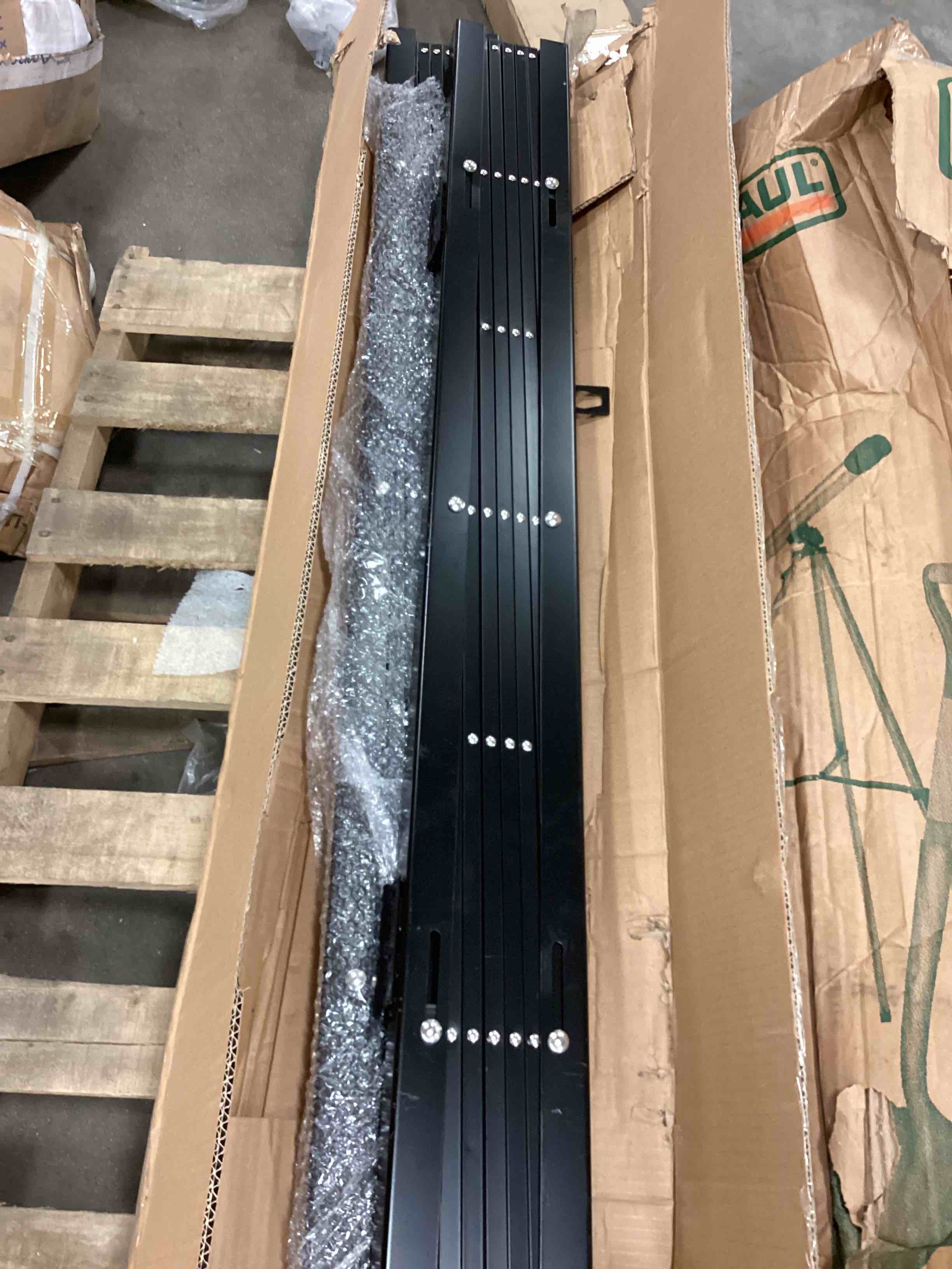 https://s3.amazonaws.com/lotting-images-prod/bidfta/ORG5057403_1695135651881.jpeg