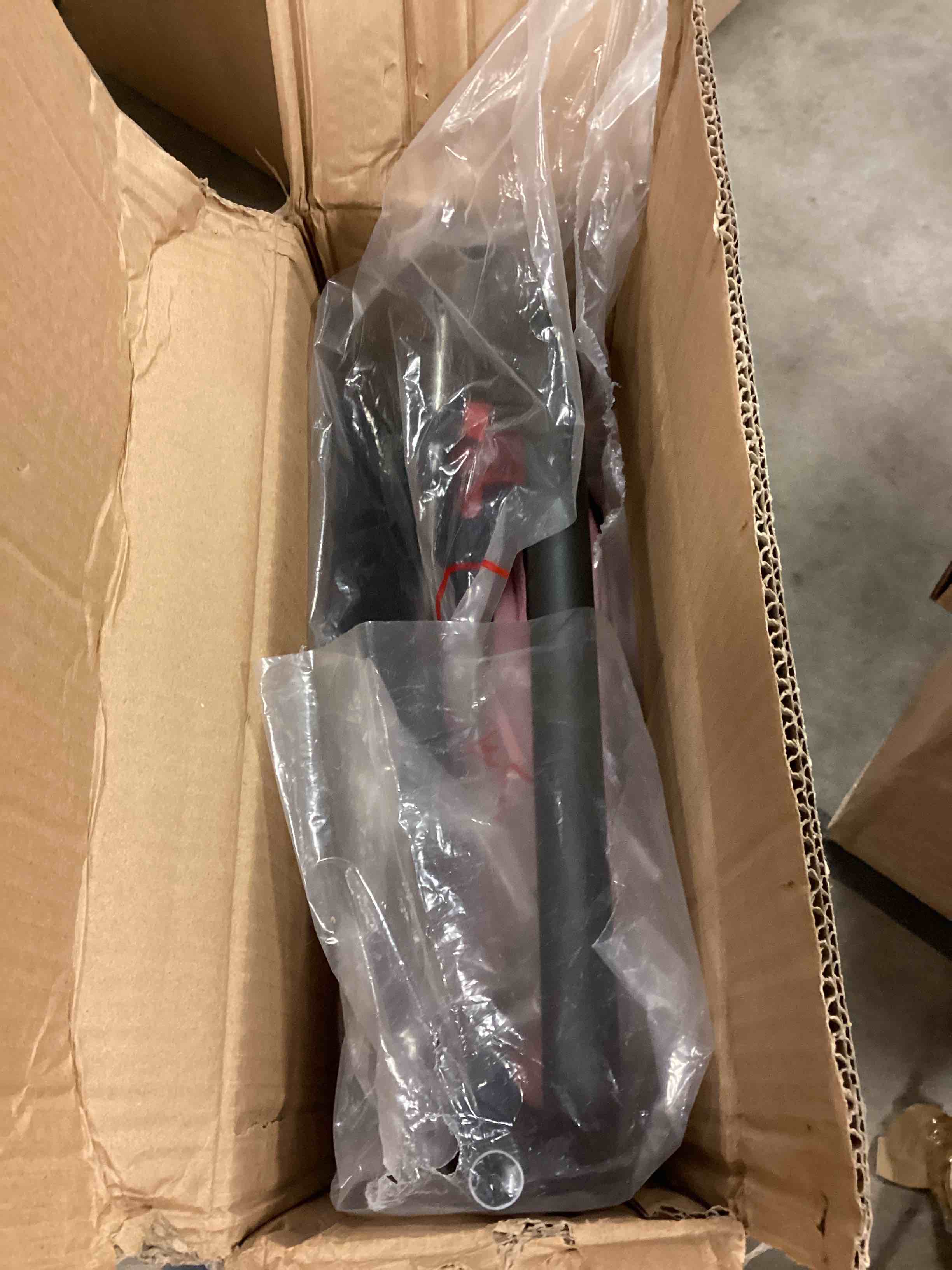 https://s3.amazonaws.com/lotting-images-prod/bidfta/ORG5057498_1696252844500.jpeg